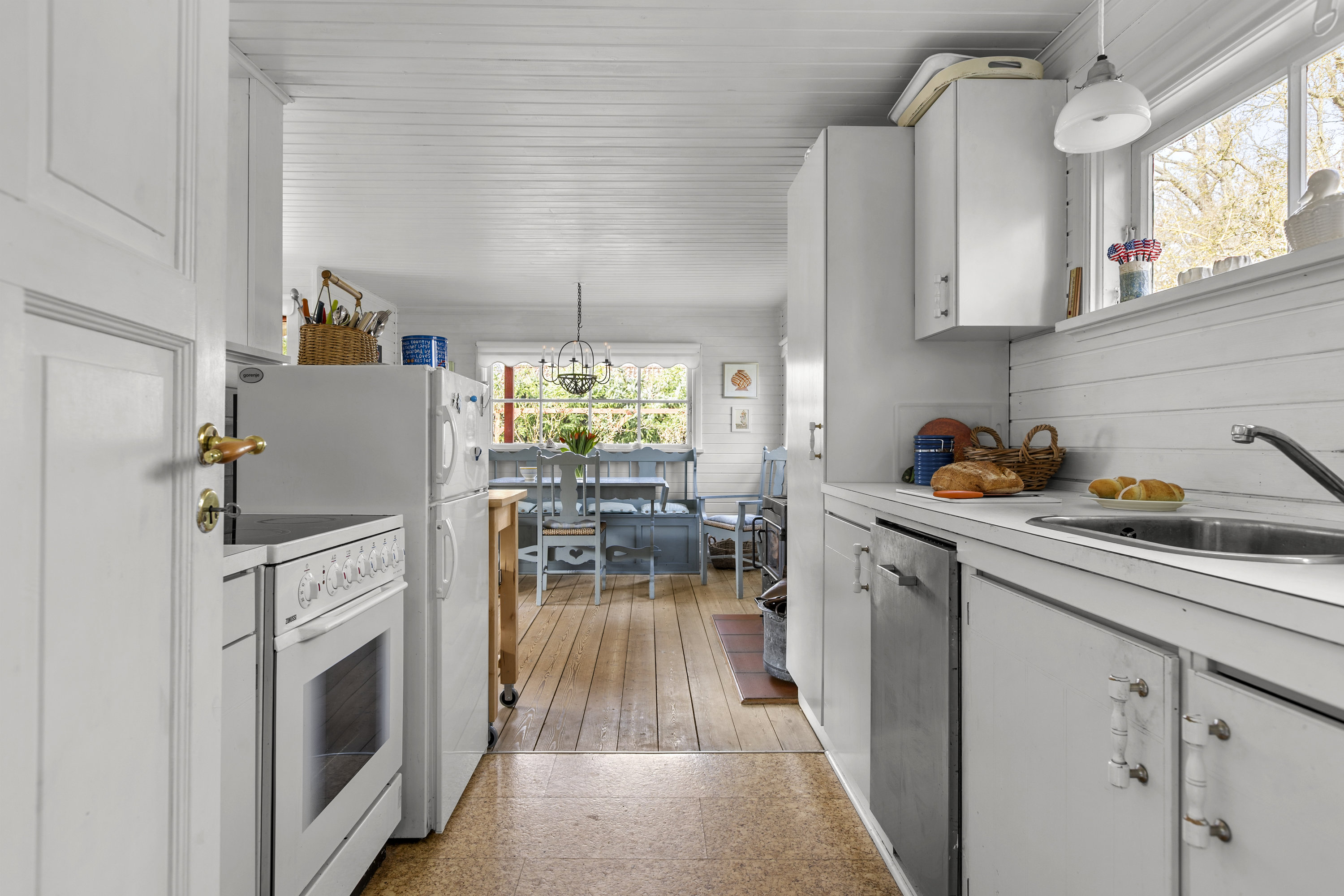 Fremhævet køkken billede i fuldskærmstilstand. Billede af Lærkevej 13, Kobæk, 4230 Skælskør