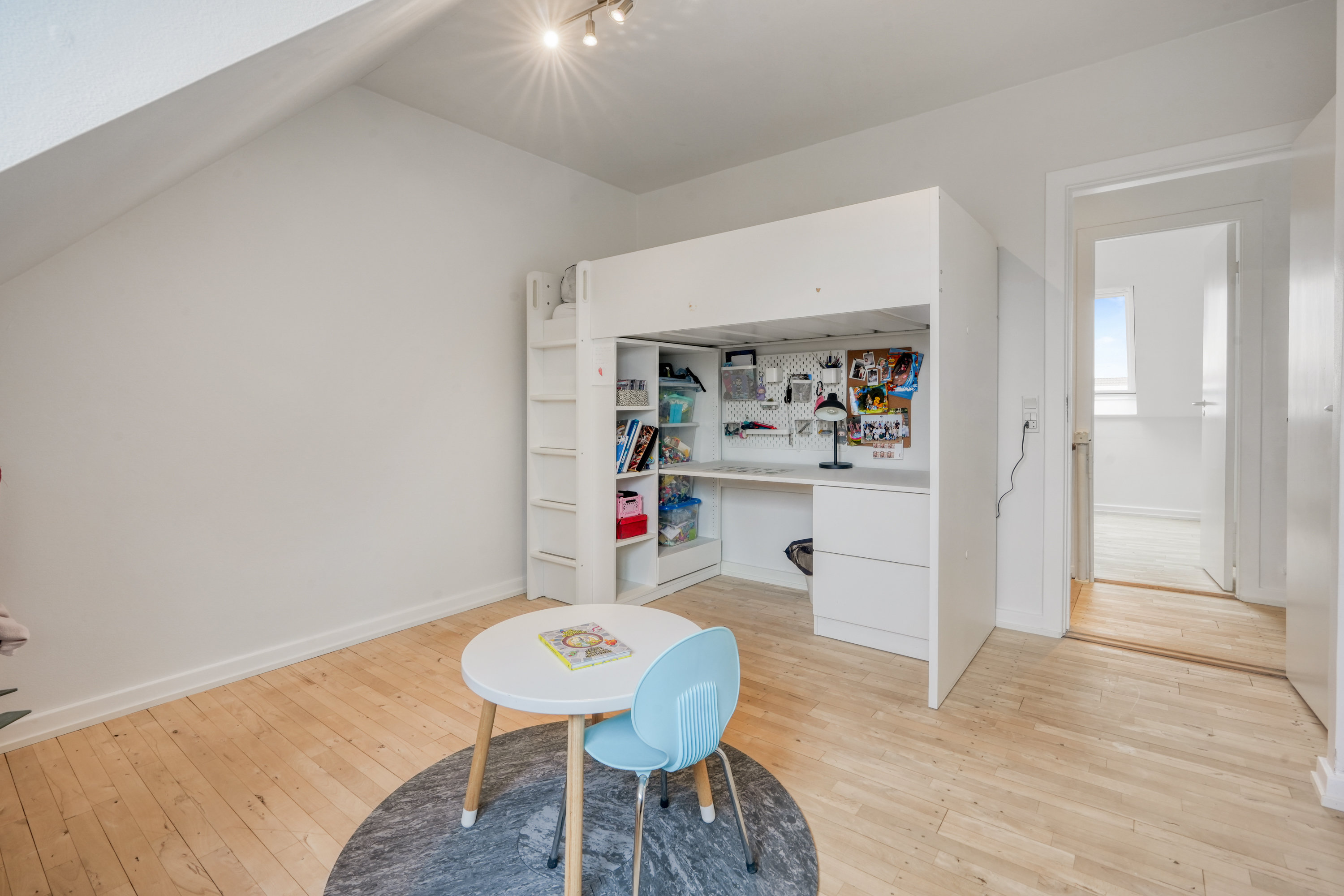 Fremhævet værelse billede i fuldskærmstilstand. Billede af Æblegården 7, 2800 Kongens Lyngby