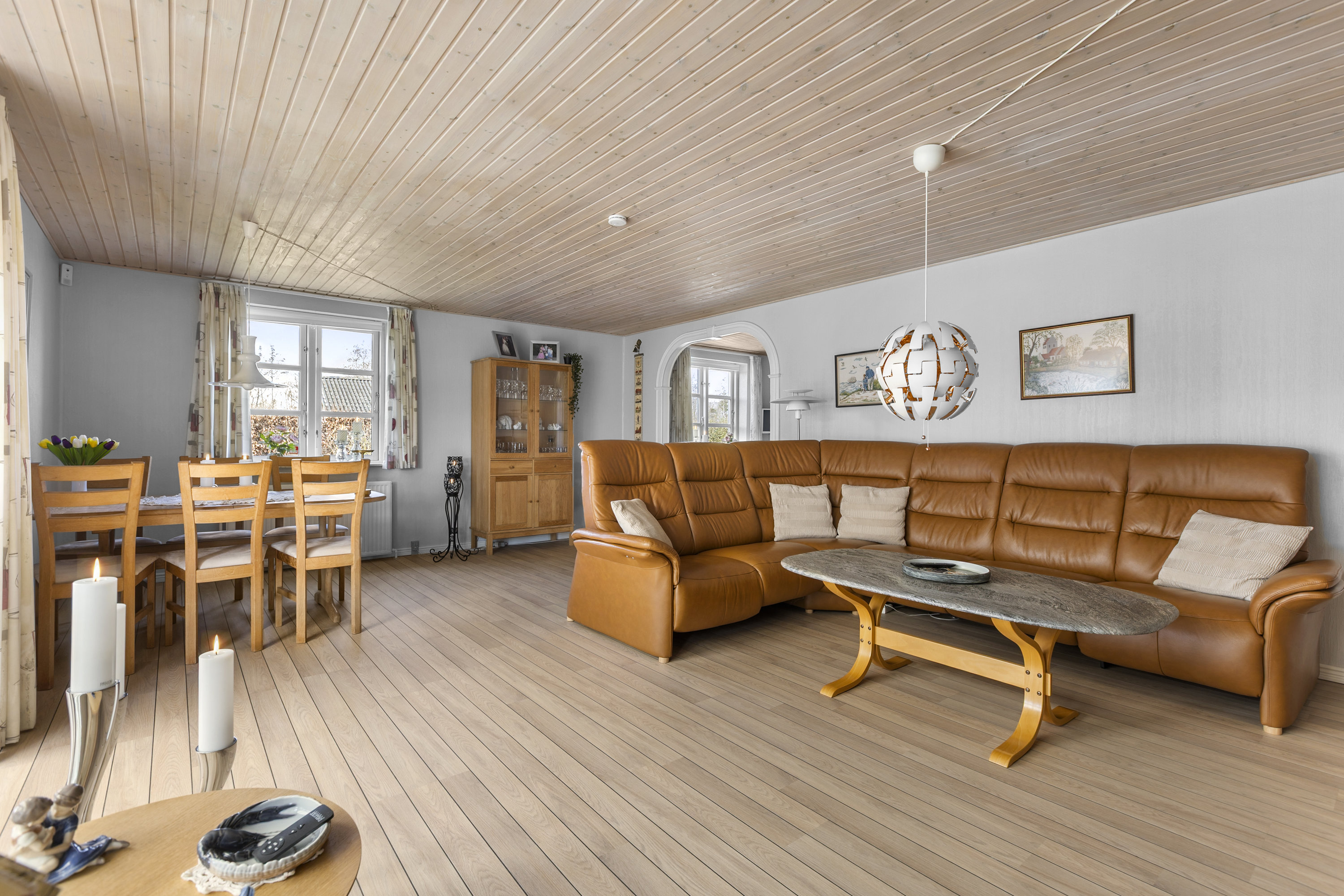 Fremhævet stue billede i fuldskærmstilstand. Billede af Enghavevej 136, 4241 Vemmelev