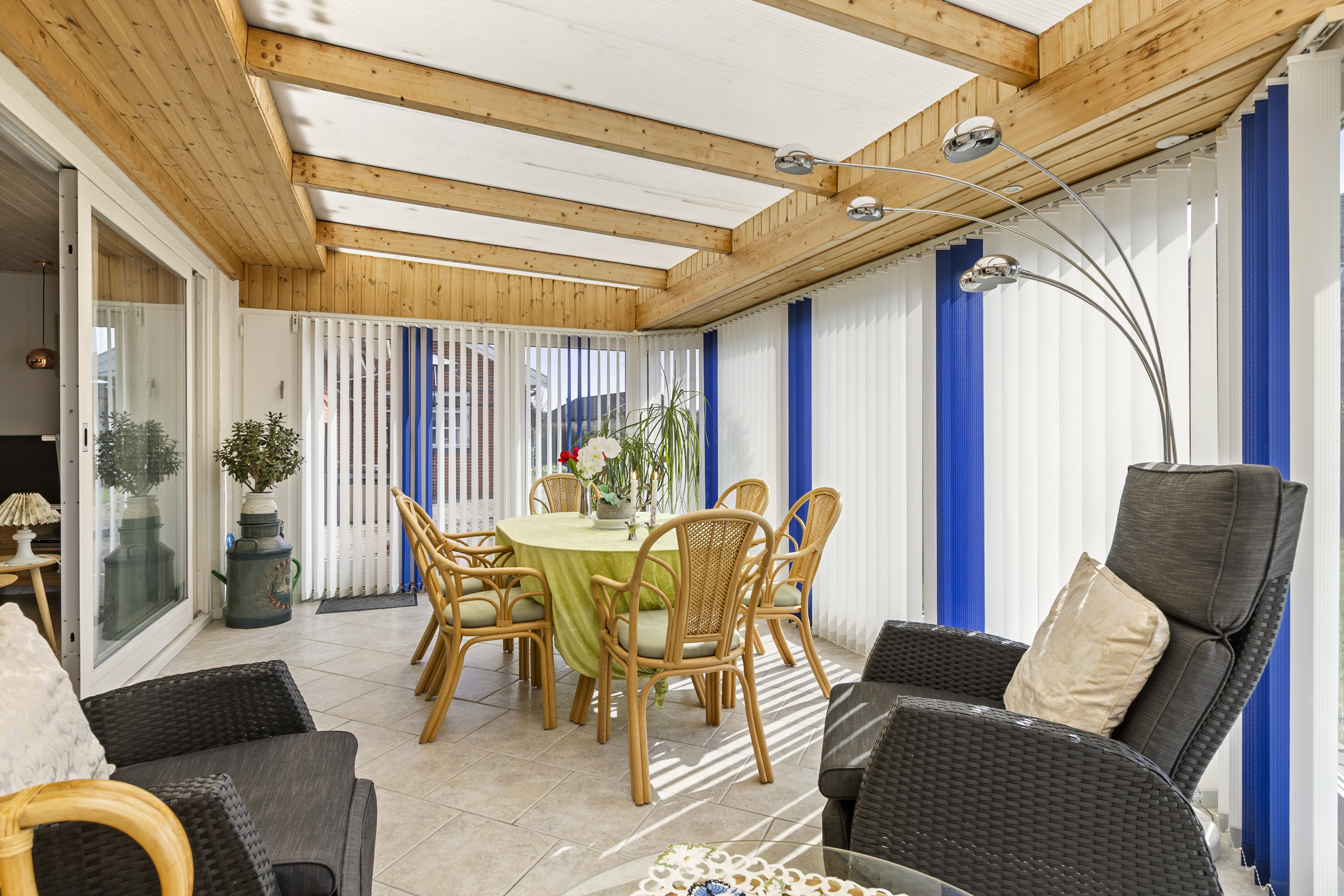 Fremhævet udestue billede i fuldskærmstilstand. Billede af Enghavevej 136, 4241 Vemmelev