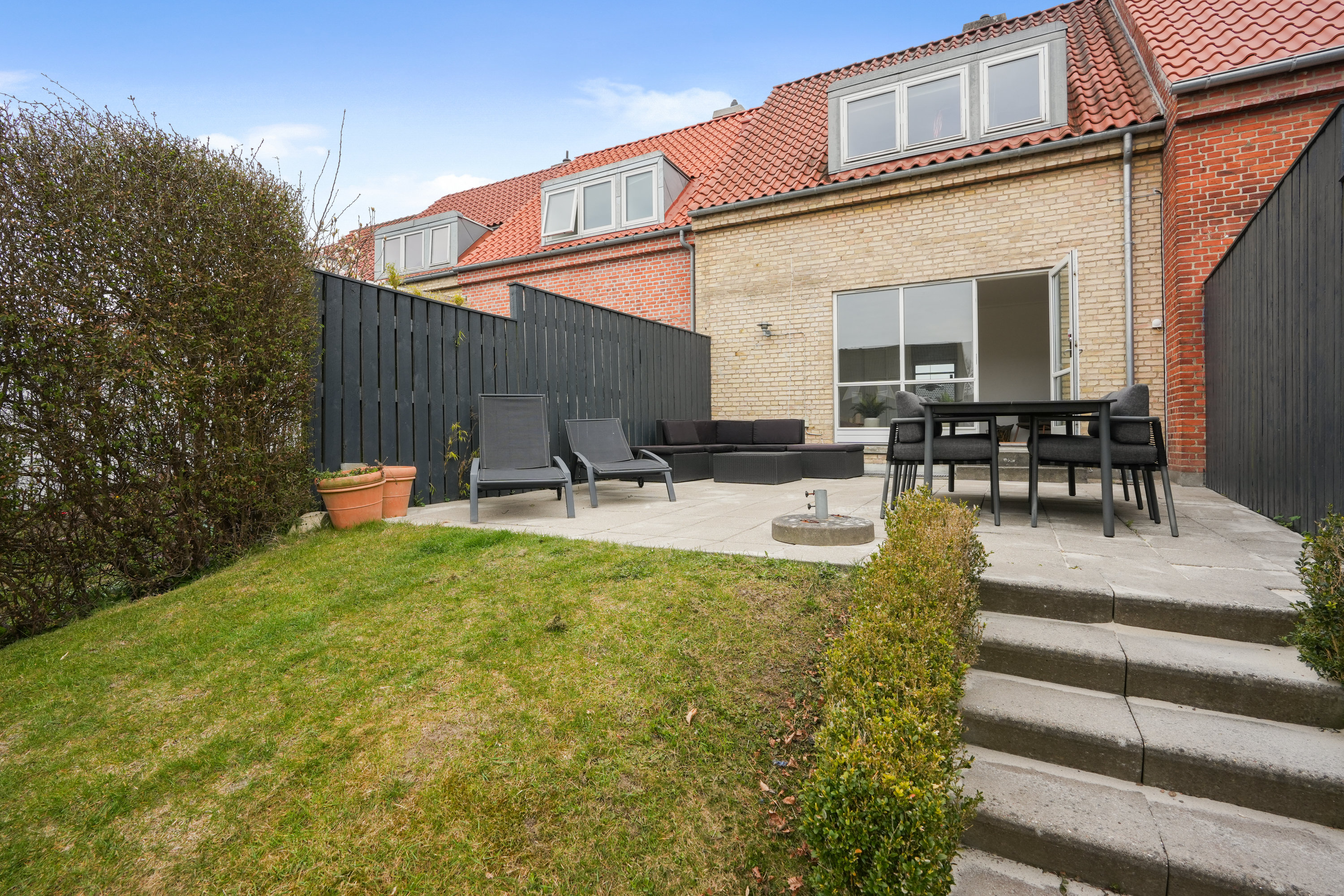 Fremhævet have billede i fuldskærmstilstand. Billede af Æblegården 7, 2800 Kongens Lyngby