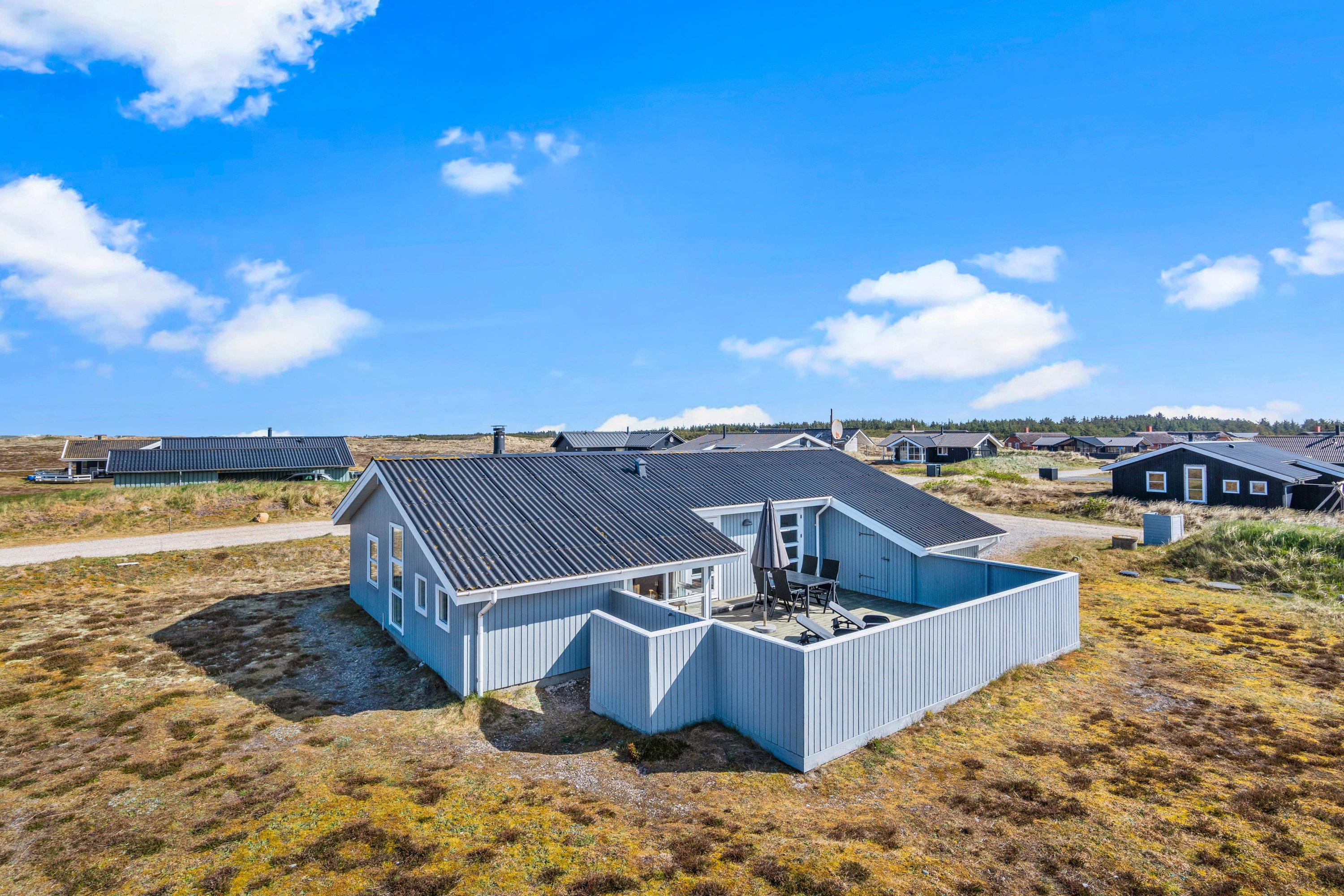 Fremhævet  billede i fuldskærmstilstand. Billede af Arvidvej 112, Bjerregaard, 6960 Hvide Sande