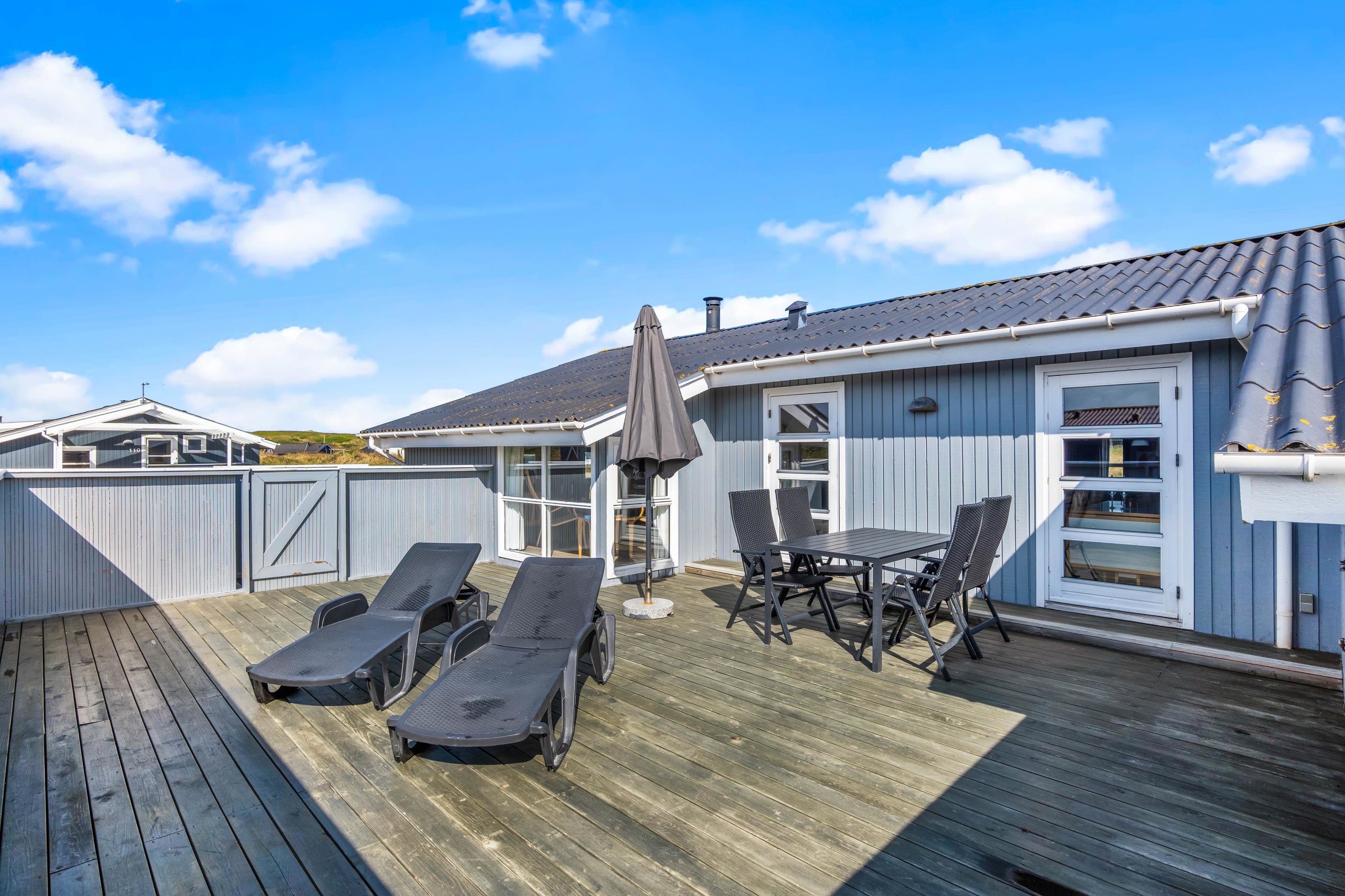 Fremhævet  billede i fuldskærmstilstand. Billede af Arvidvej 112, Bjerregaard, 6960 Hvide Sande