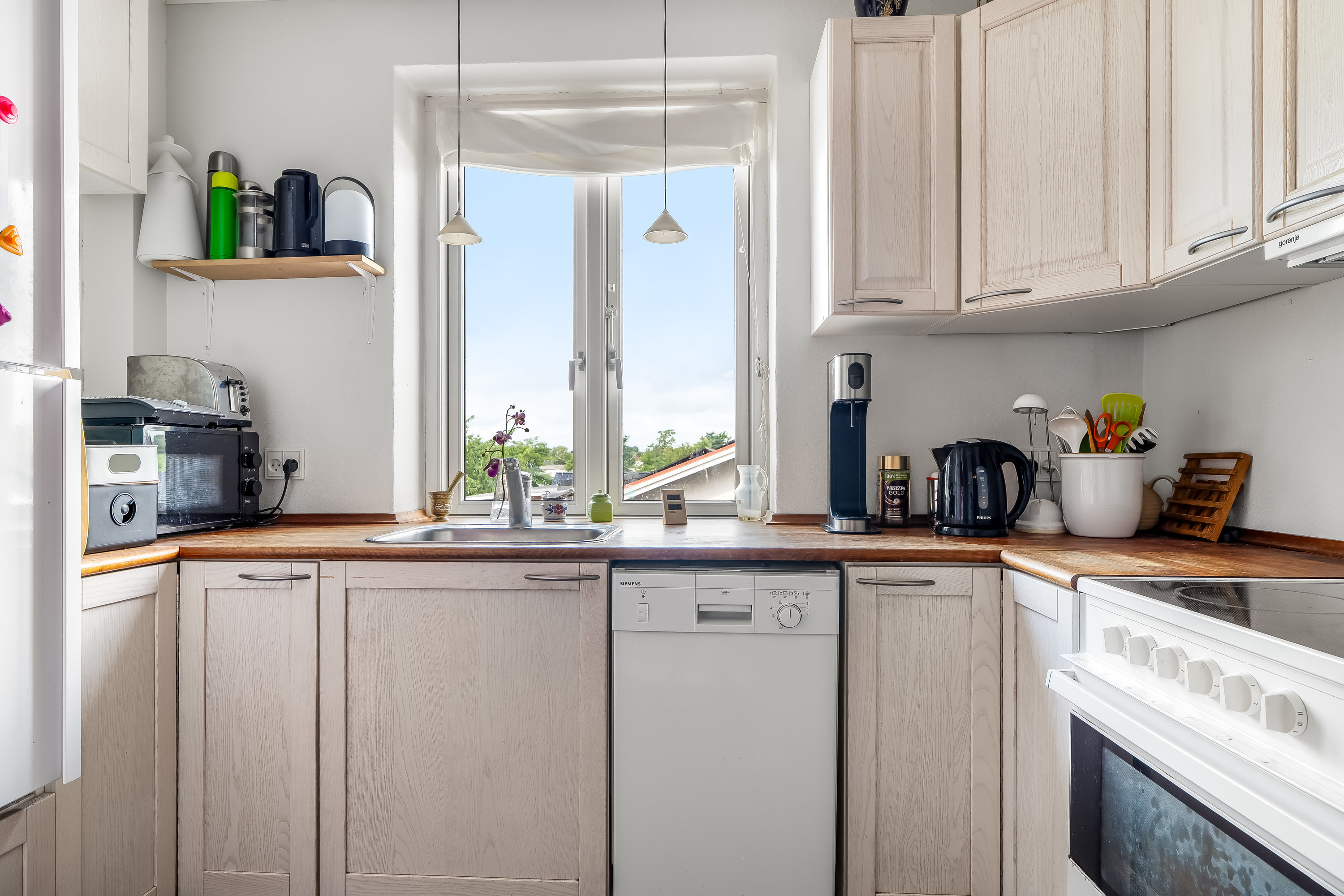 Fremhævet køkken billede i fuldskærmstilstand. Billede af Brickasvej 16, st.. th., 3400 Hillerød