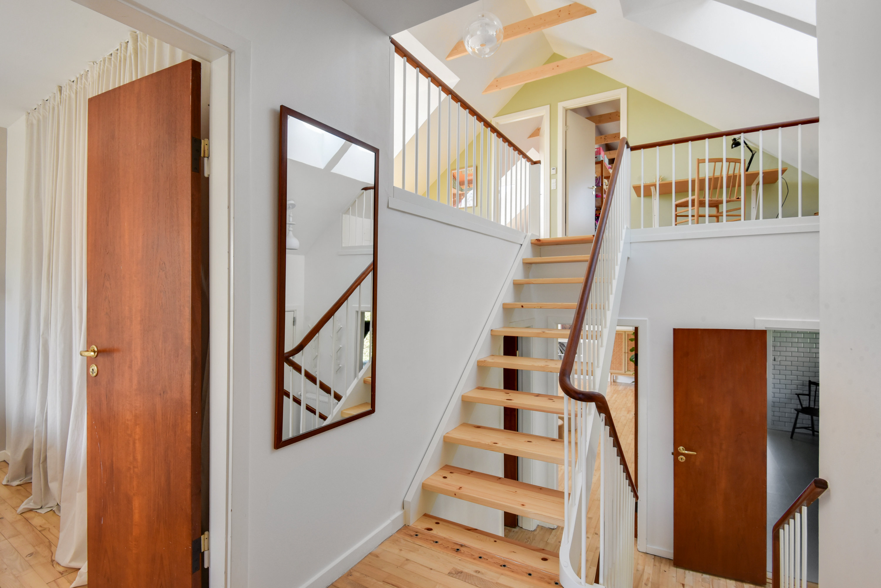 Fremhævet gang billede i fuldskærmstilstand. Billede af Hørhaven 4, 2750 Ballerup