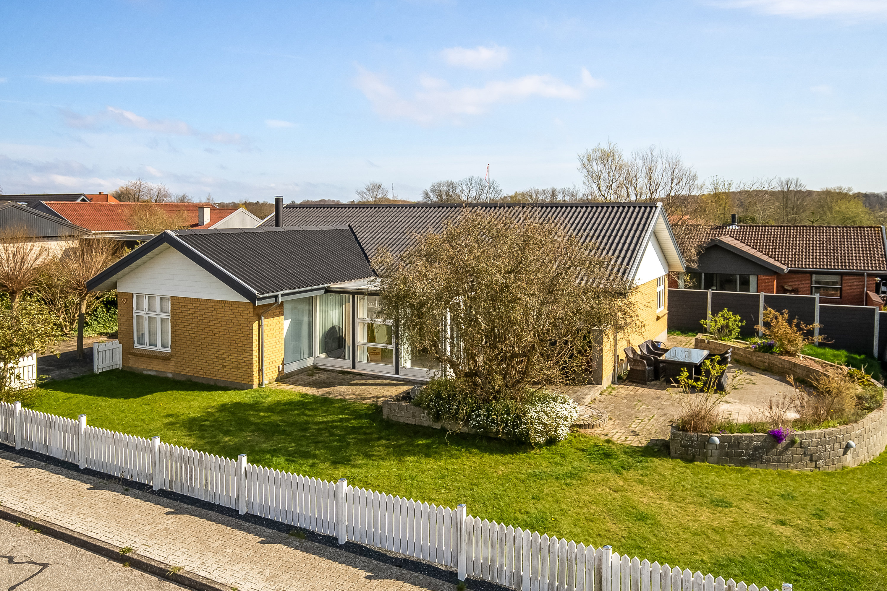 Fremhævet mastefoto billede i fuldskærmstilstand. Billede af Forsythiavej 46, Egeskov, 7000 Fredericia