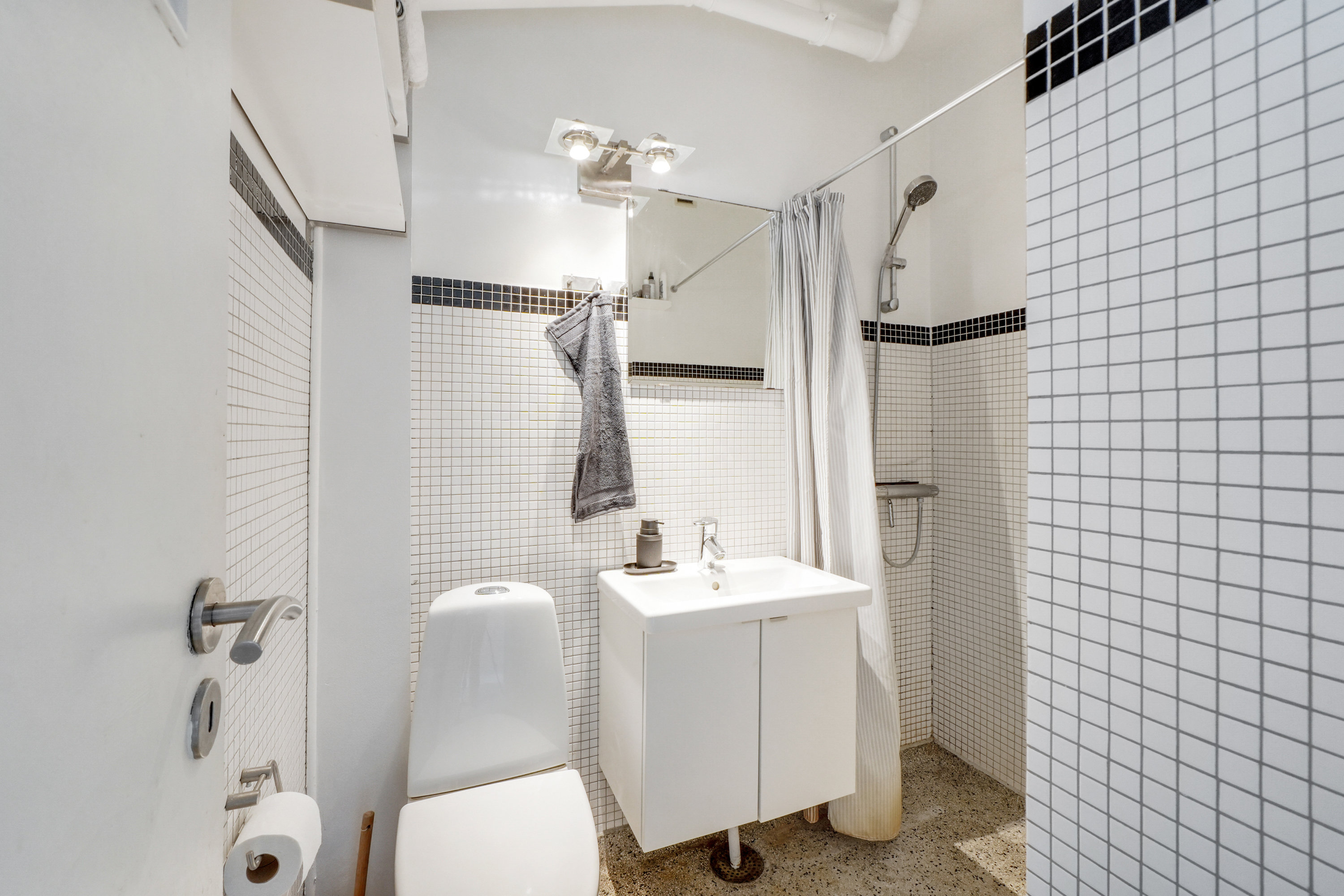 Miniaturebillede 2: badeværelse. Billede af Gammel Køge Landevej 235A, 1., 2650 Hvidovre