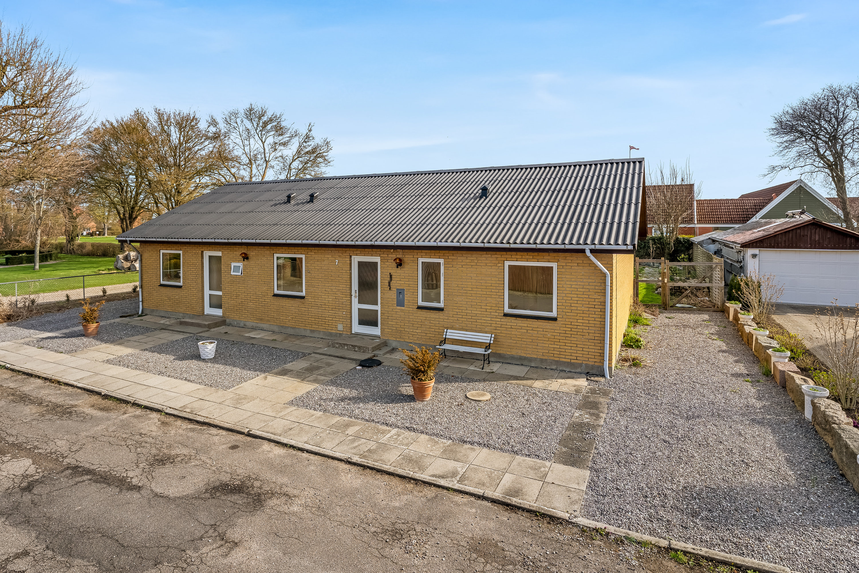 Villa: Mastefoto på Skolebanken 7, 4874 Gedser