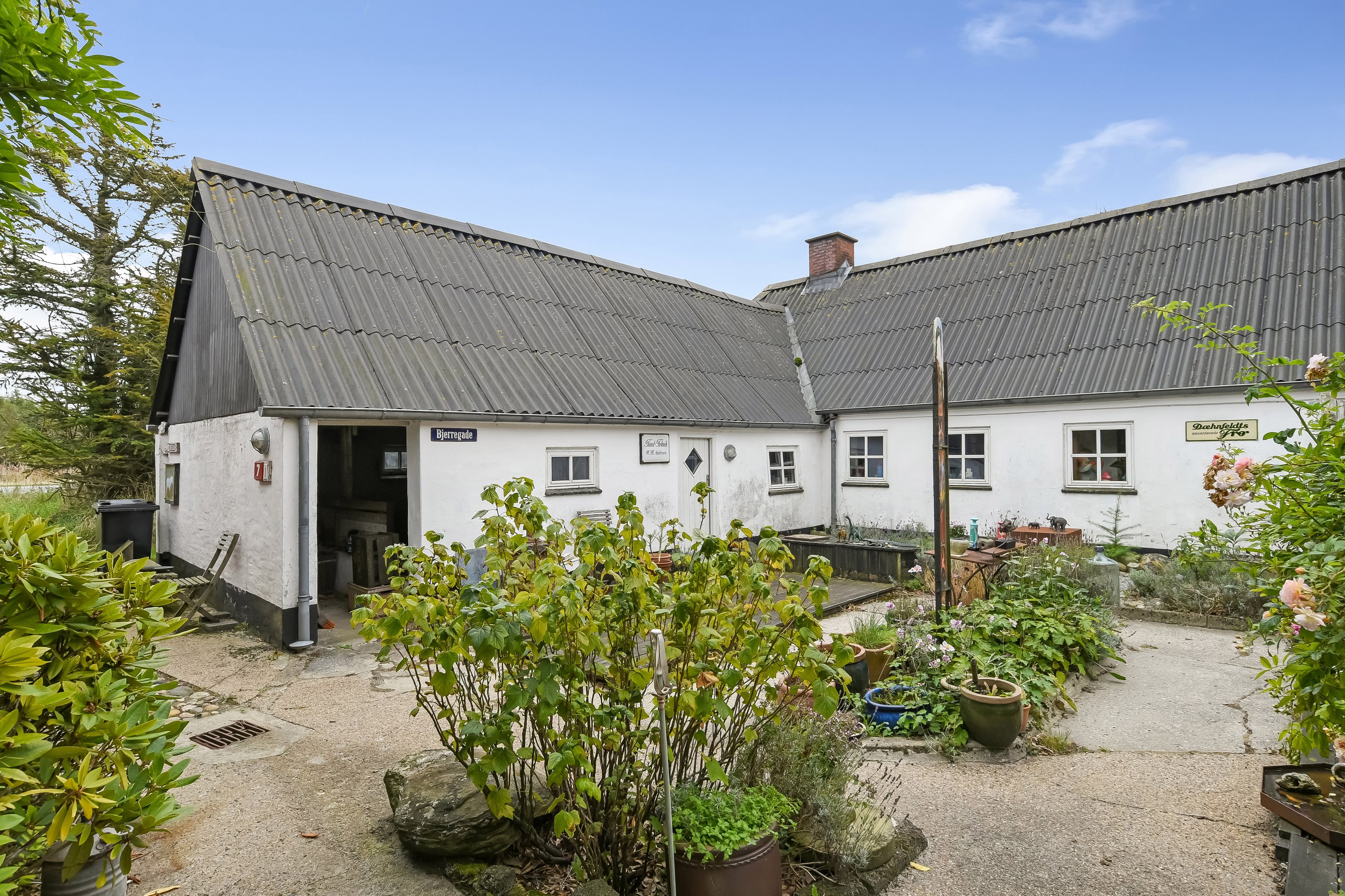 Miniaturebillede 1: ejendommen. Billede af Holstebrovej 71, Hee, 6950 Ringkøbing