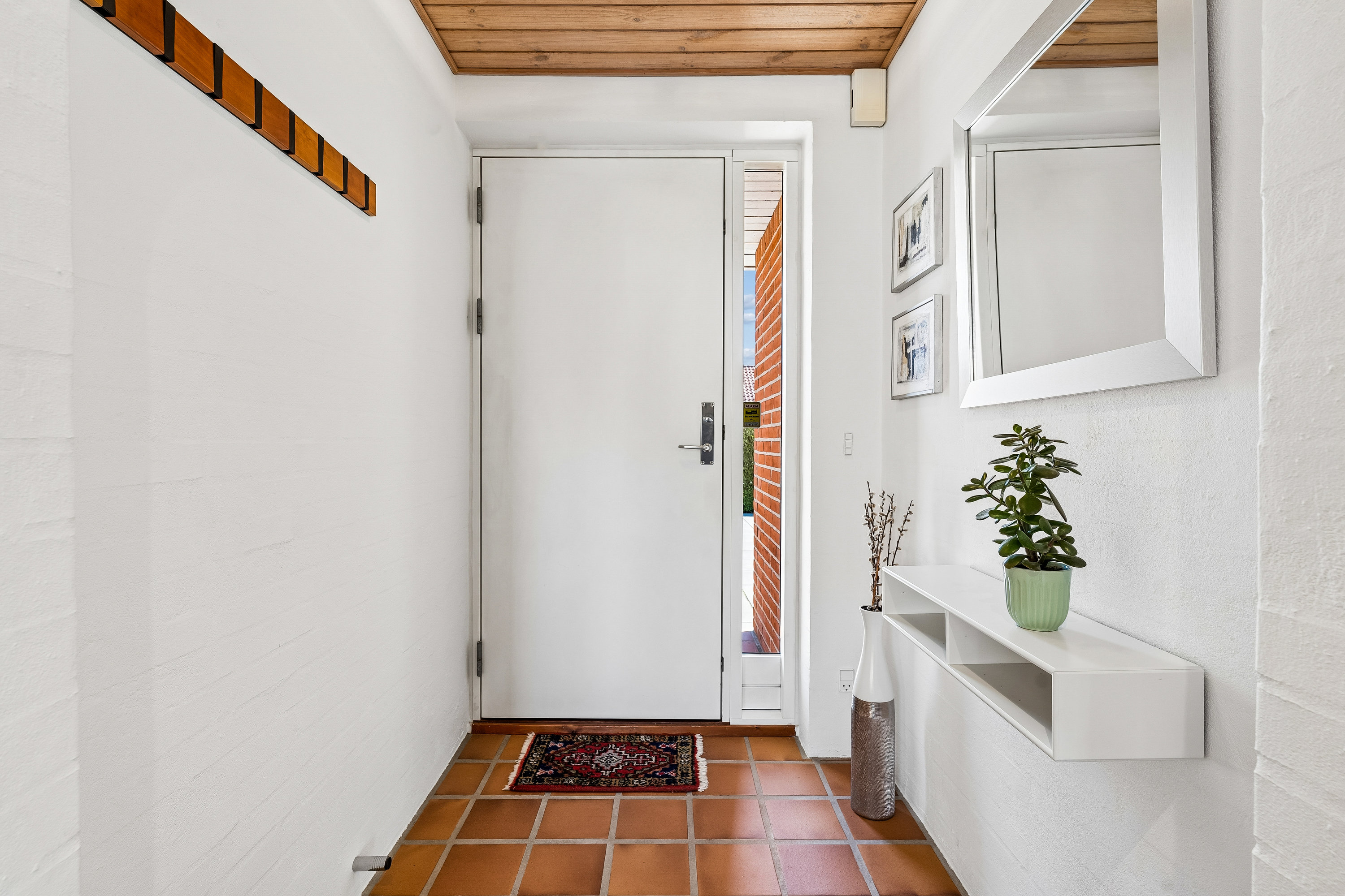 Fremhævet entré billede i fuldskærmstilstand. Billede af Lilleskoven 28, 8722 Hedensted