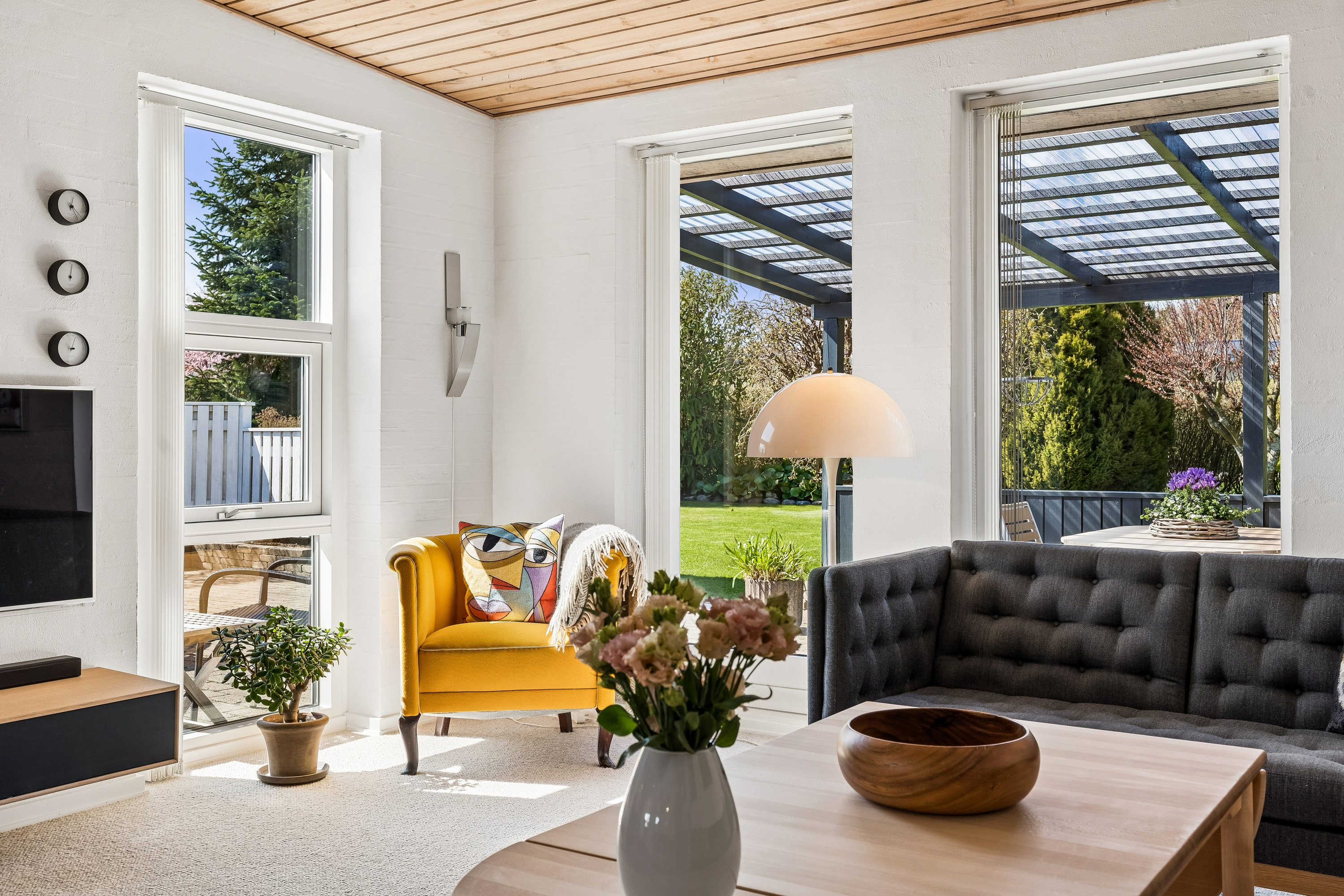 Fremhævet stue billede i fuldskærmstilstand. Billede af Lilleskoven 28, 8722 Hedensted