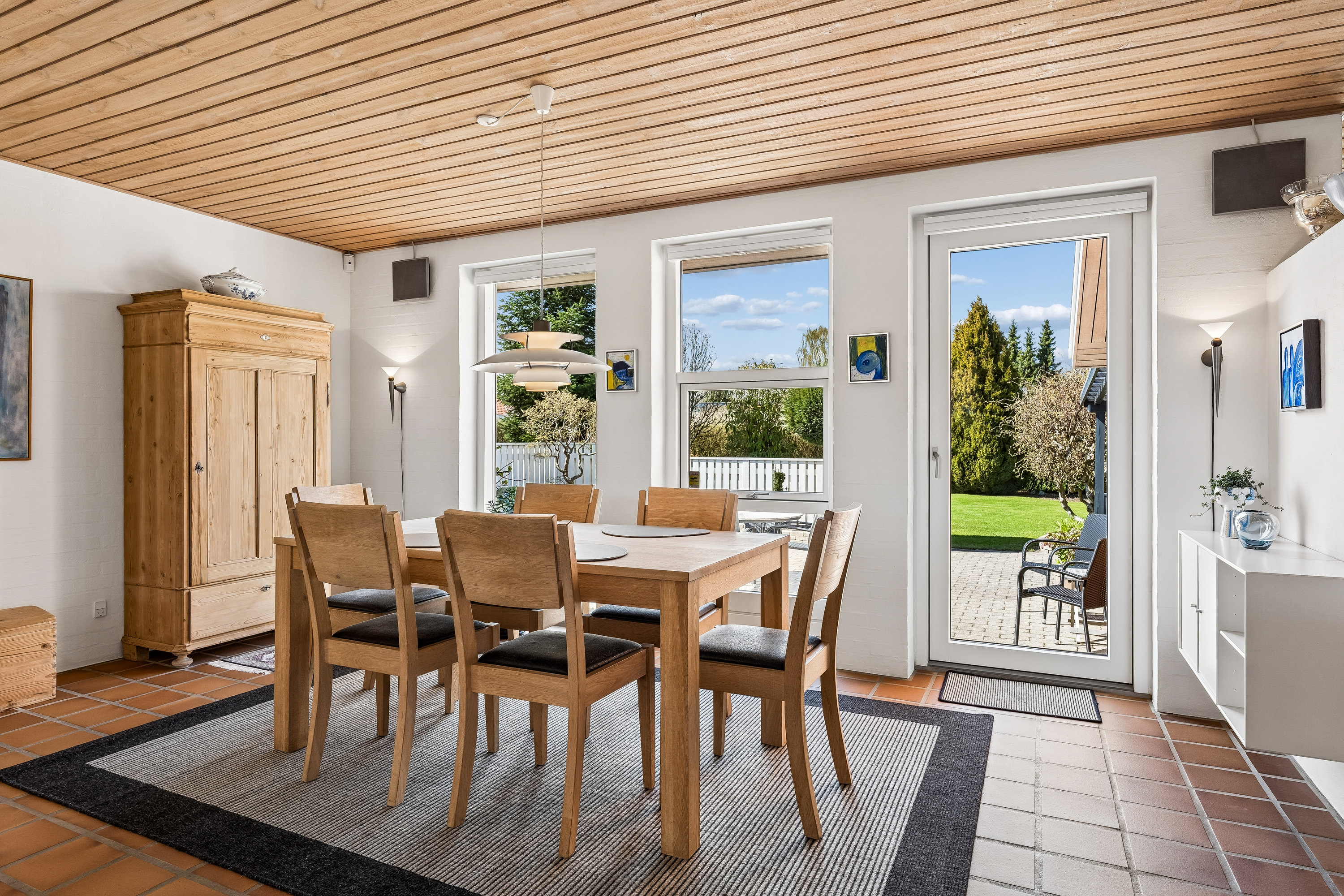 Fremhævet spisestue billede i fuldskærmstilstand. Billede af Lilleskoven 28, 8722 Hedensted