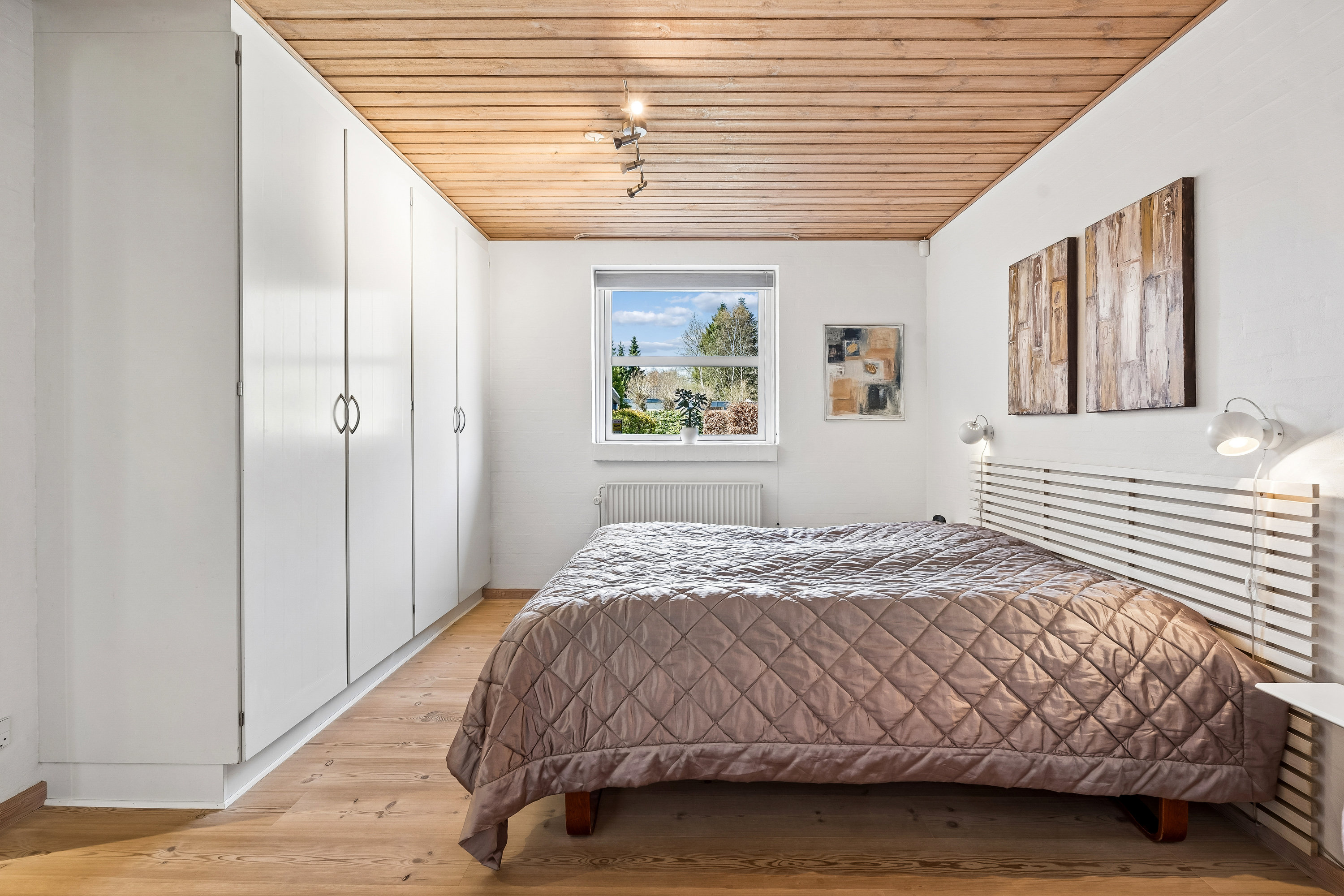 Fremhævet soveværelse billede i fuldskærmstilstand. Billede af Lilleskoven 28, 8722 Hedensted