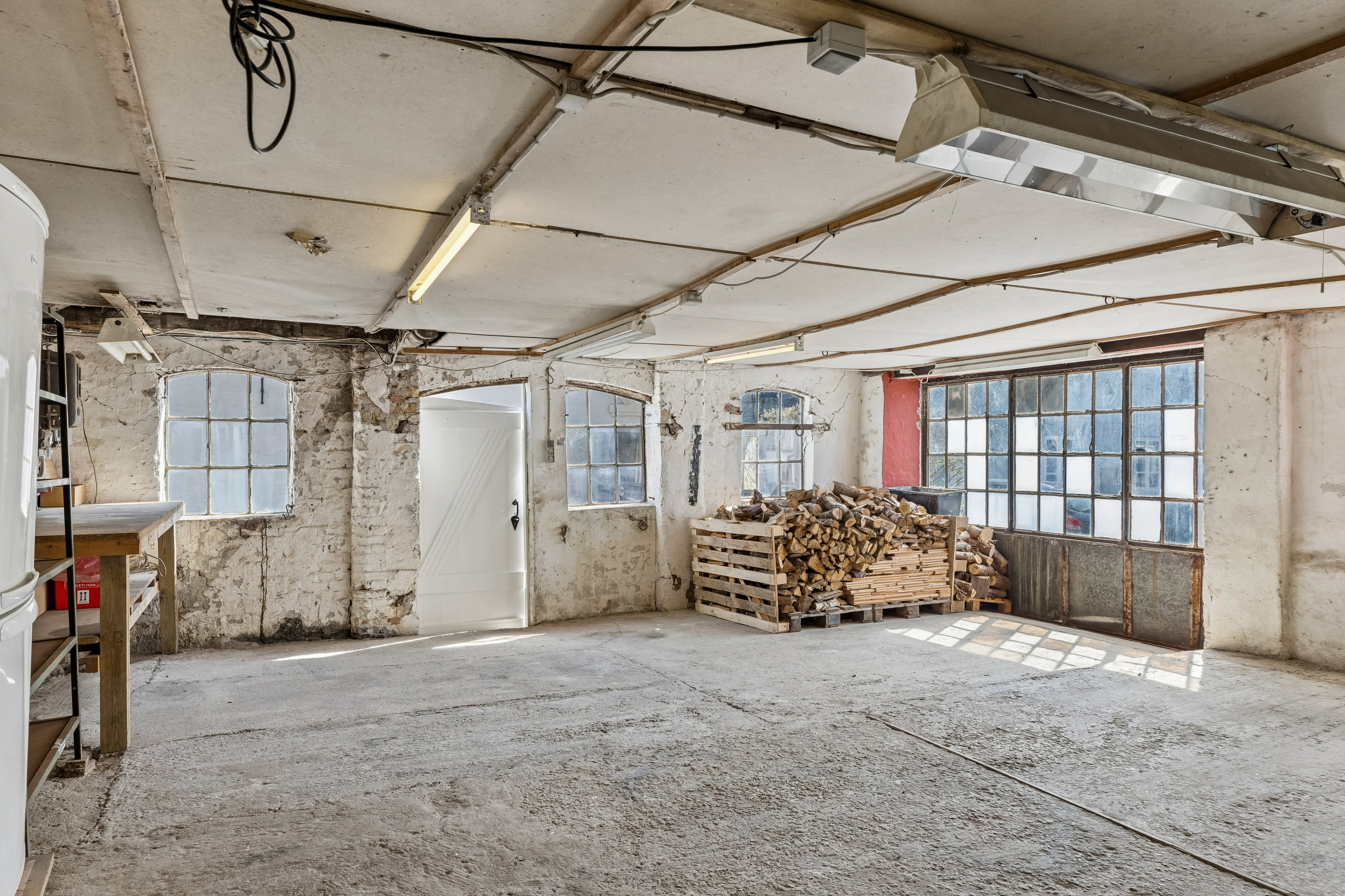 Fremhævet garage billede i fuldskærmstilstand. Billede af Kegnæs Færge 5, Kegnæs, 6470 Sydals