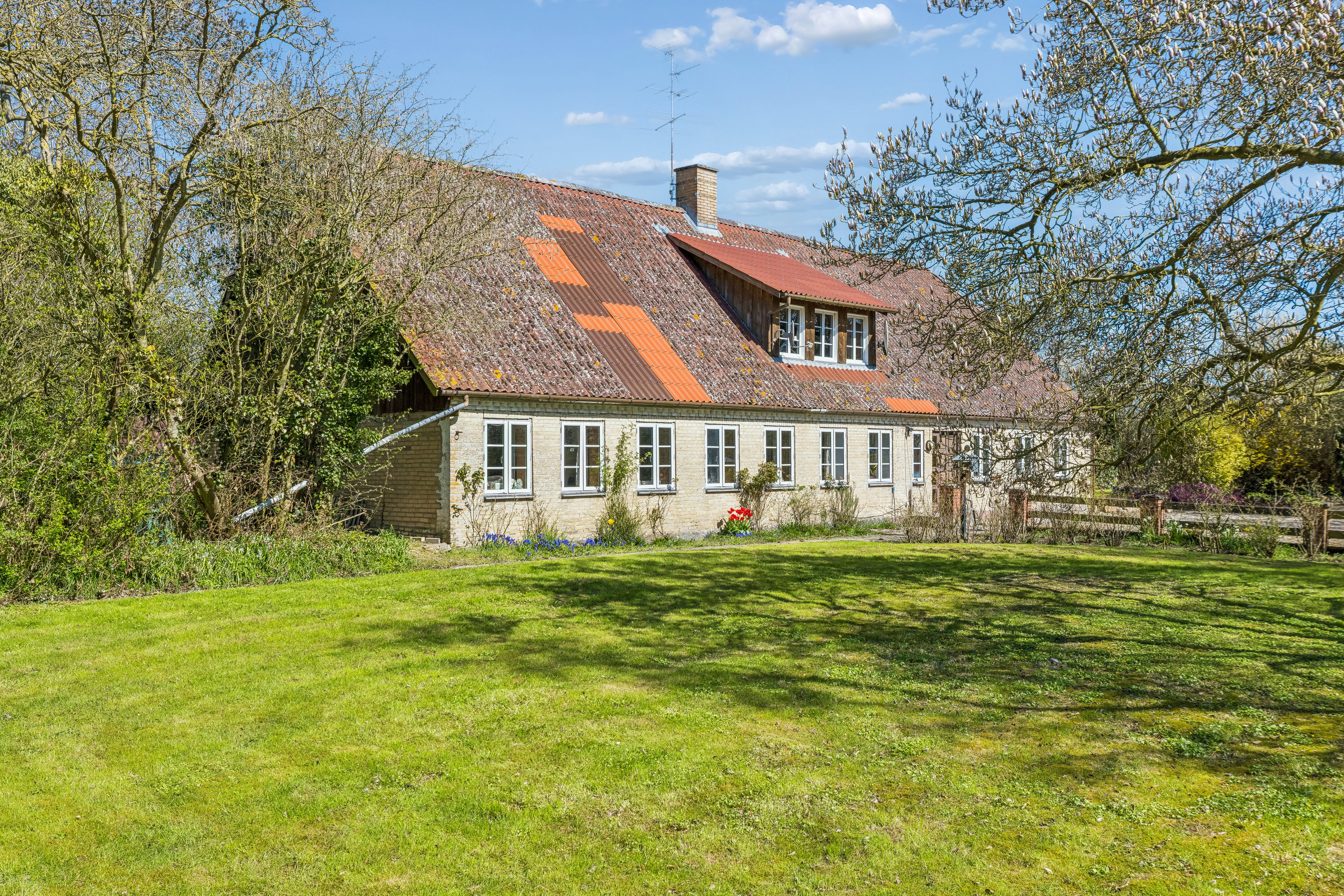 Fremhævet andet billede i fuldskærmstilstand. Billede af Engmosen 6, Lysabild, 6470 Sydals