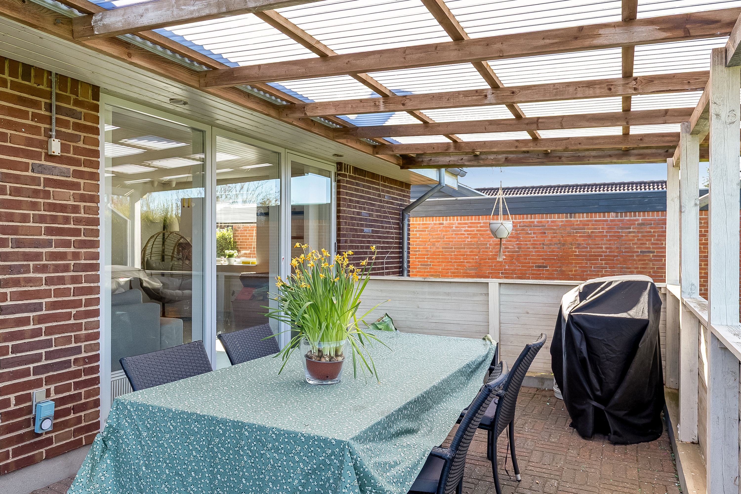 Fremhævet overdækket terrasse billede i fuldskærmstilstand. Billede af Plantagevej 12, Snoghøj, 7000 Fredericia