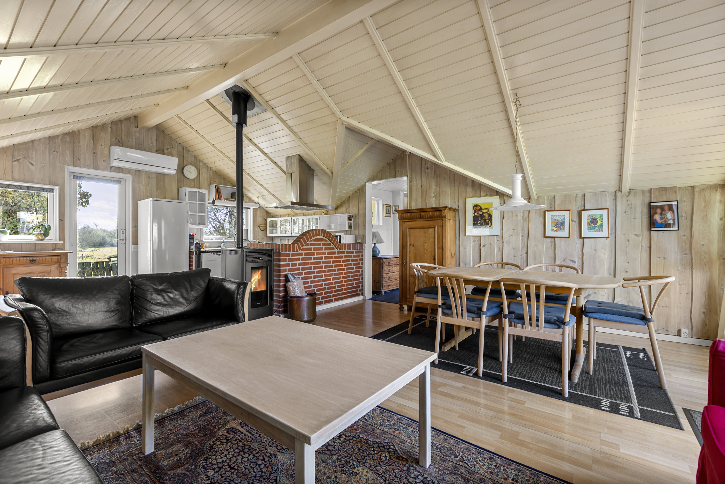 Fremhævet stue billede i fuldskærmstilstand. Billede af Holbækvej 138C, Haraldsted, 4100 Ringsted