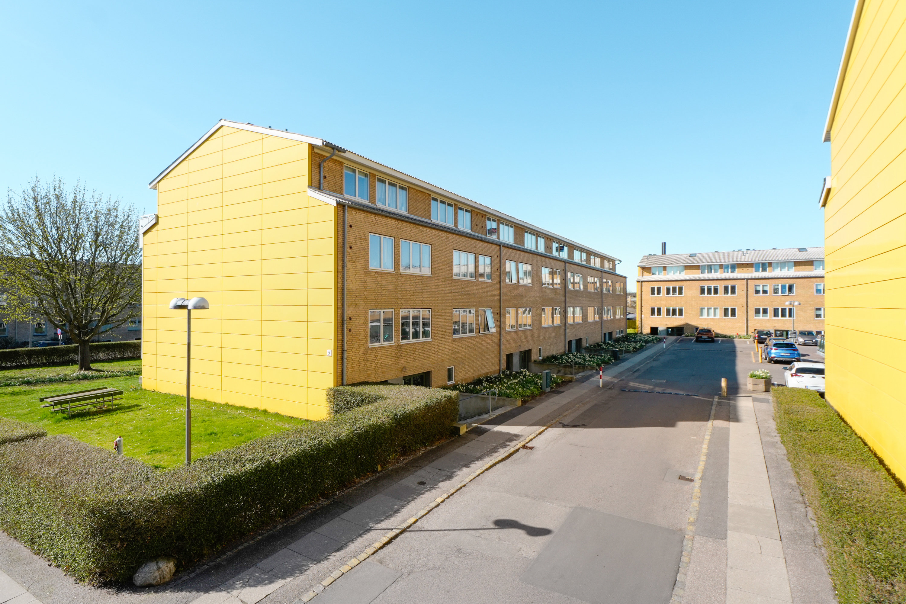 Fremhævet gårdmiljø billede i fuldskærmstilstand. Billede af Næsborgvej 70, 2. th., 2650 Hvidovre