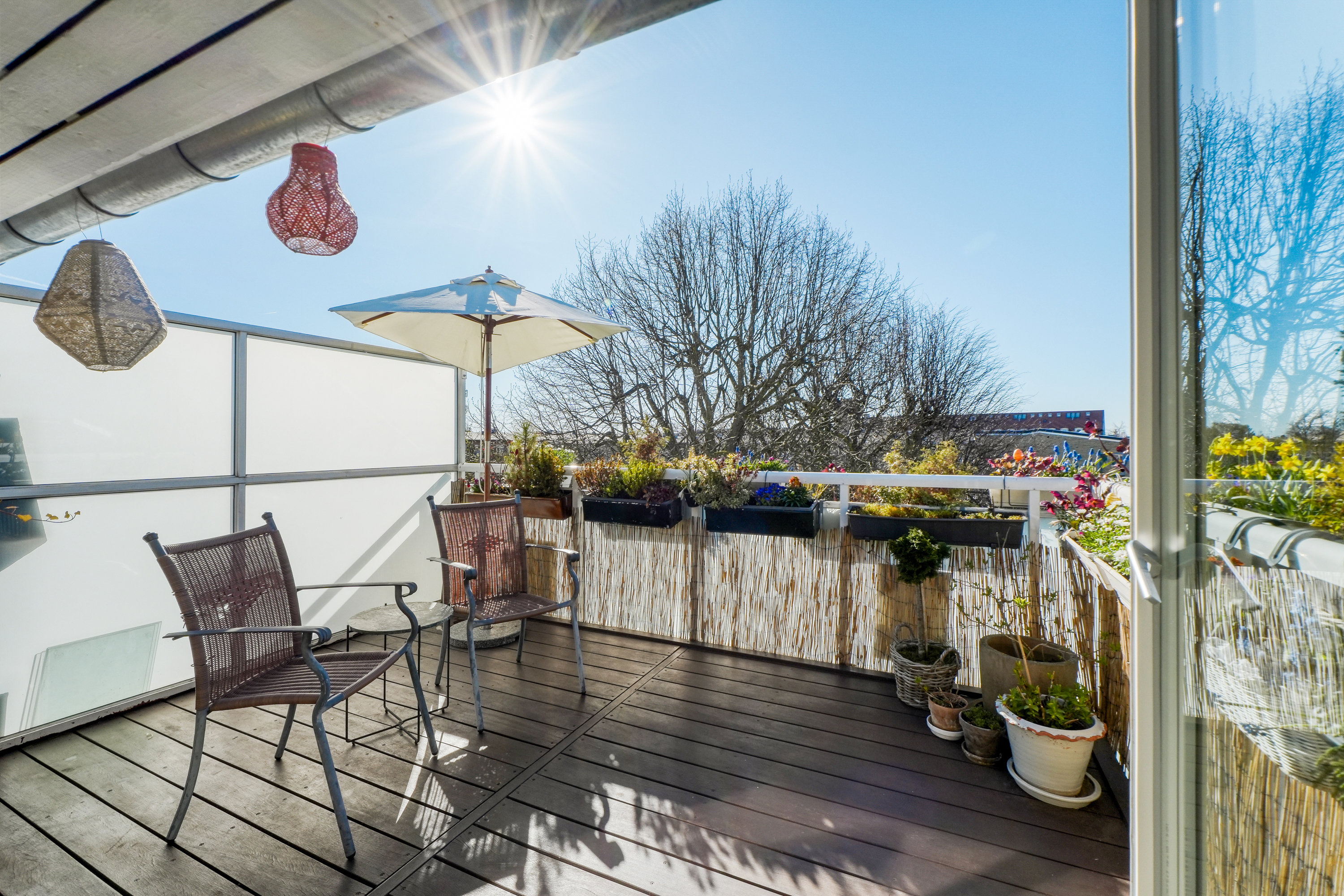 Fremhævet altan billede i fuldskærmstilstand. Billede af Næsborgvej 70, 2. th., 2650 Hvidovre