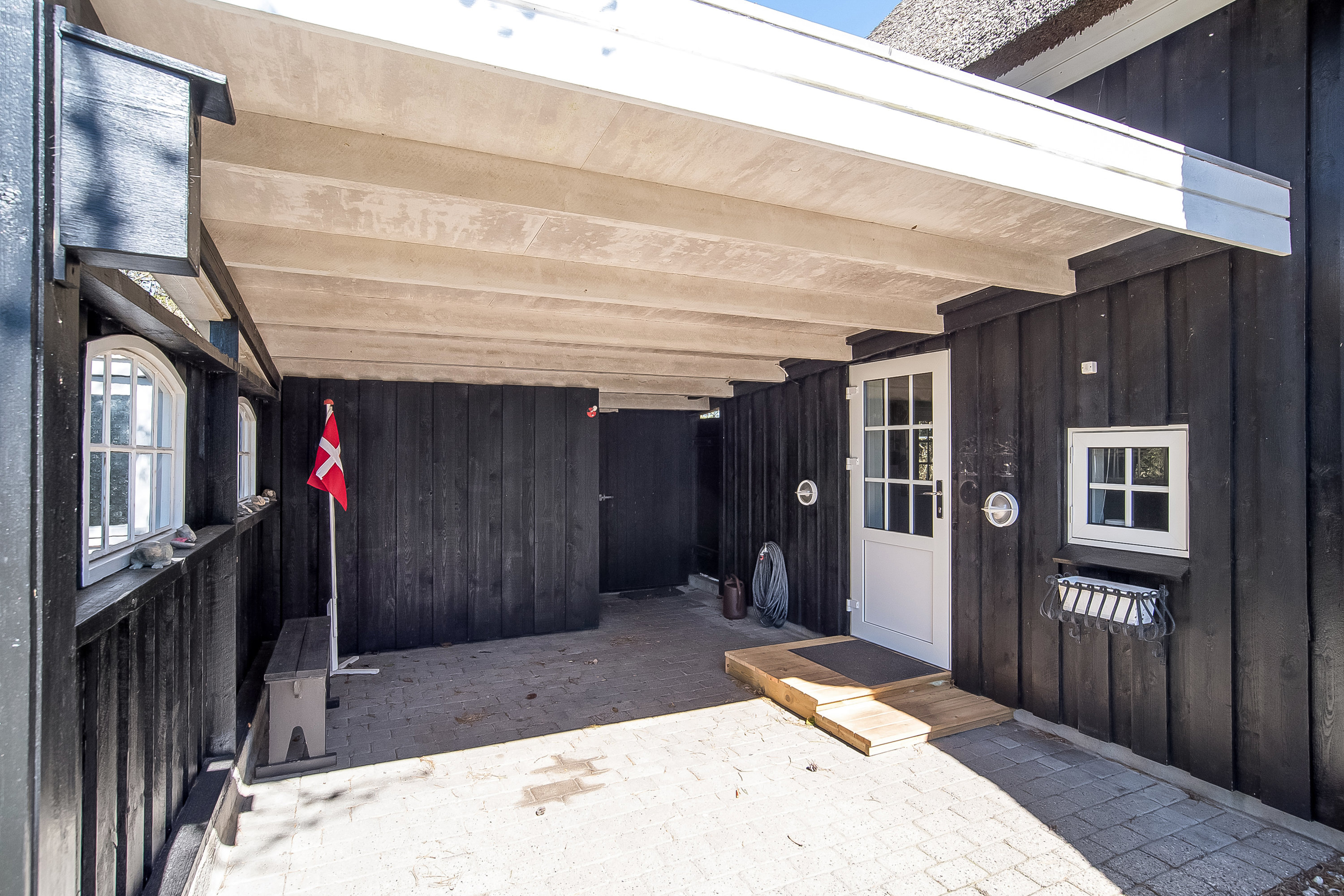 Fremhævet overdækket terrasse billede i fuldskærmstilstand. Billede af Opstrupsvej 7B, Klegod, 6950 Ringkøbing