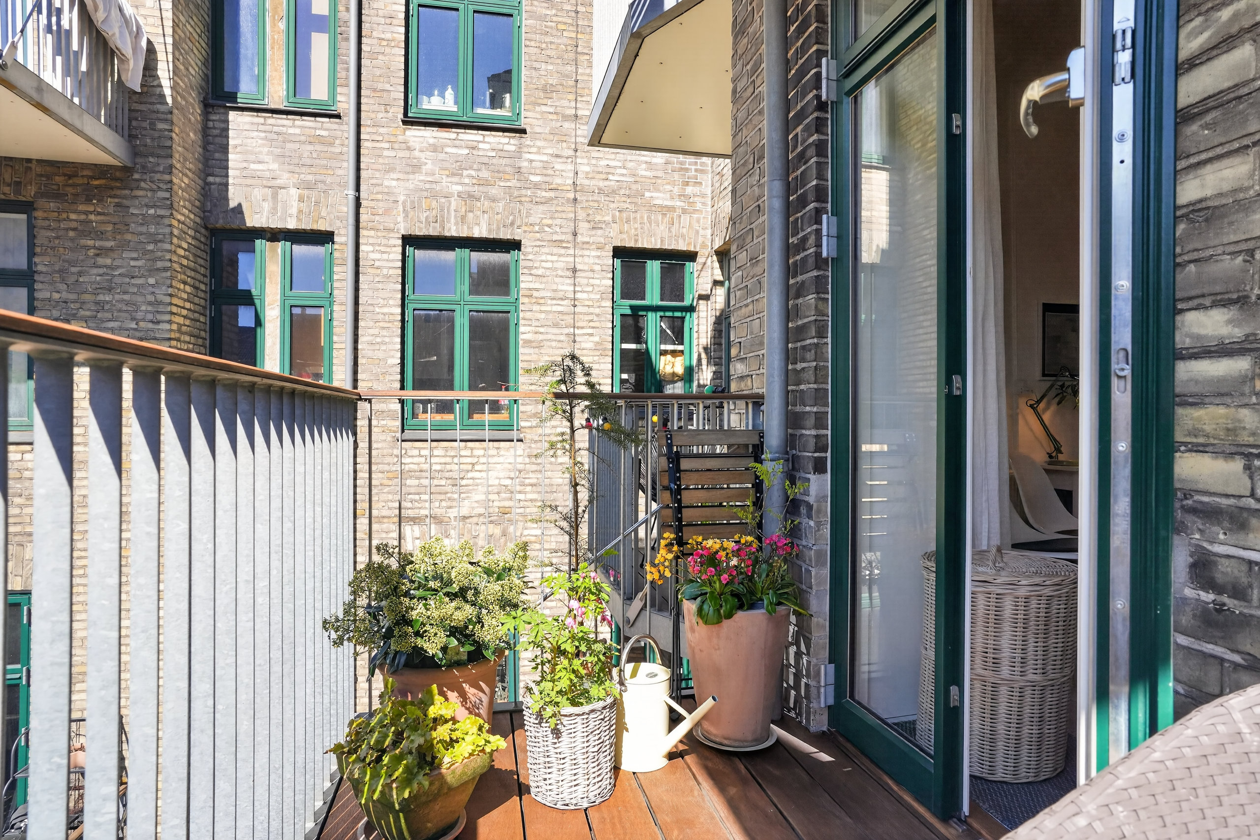 Fremhævet altan billede i fuldskærmstilstand. Billede af Trekronergade 2, 3. th., 2500 Valby