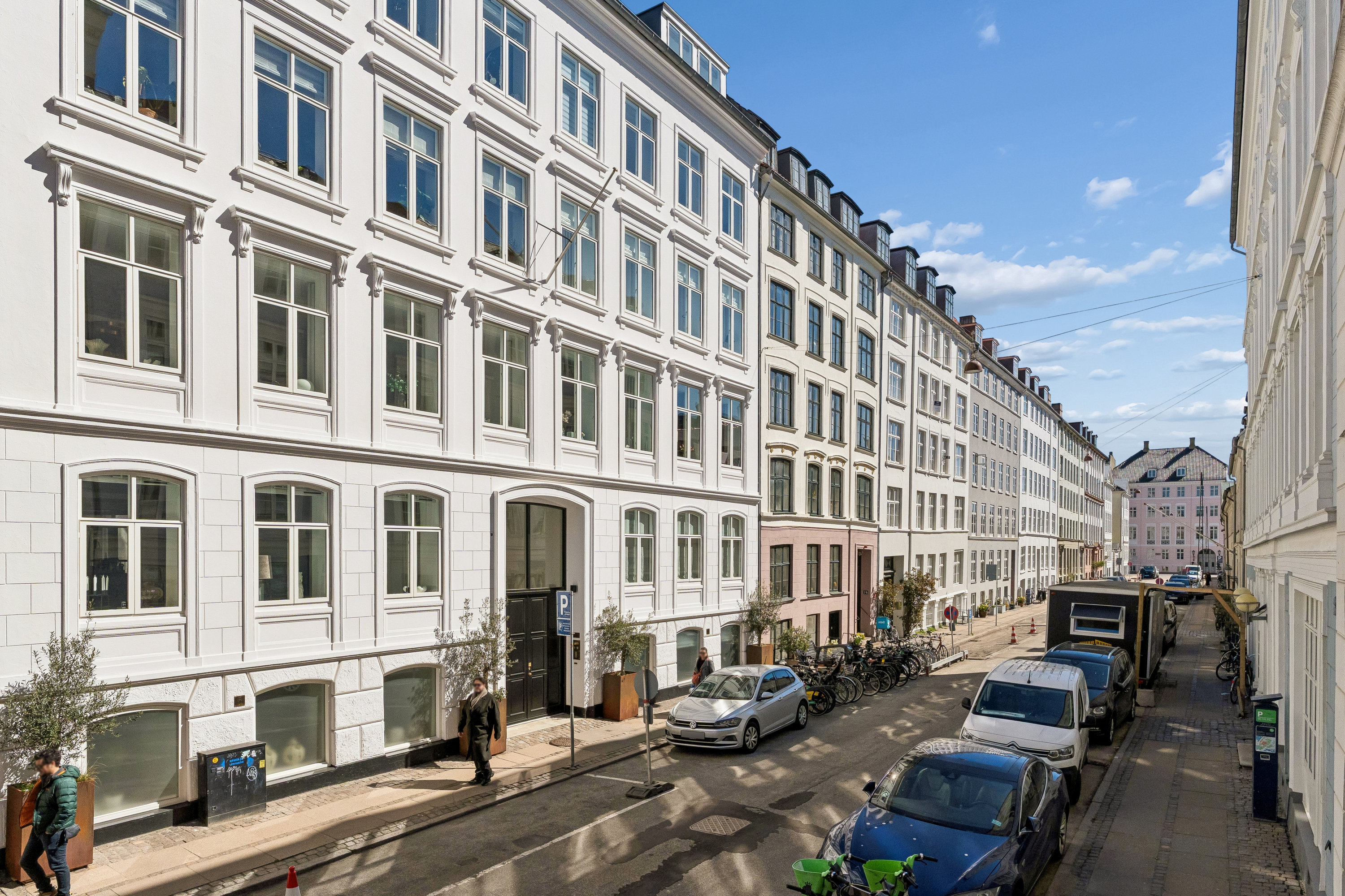 Fremhævet andet billede i fuldskærmstilstand. Billede af Fredericiagade 16, 1. th., 1310 København K