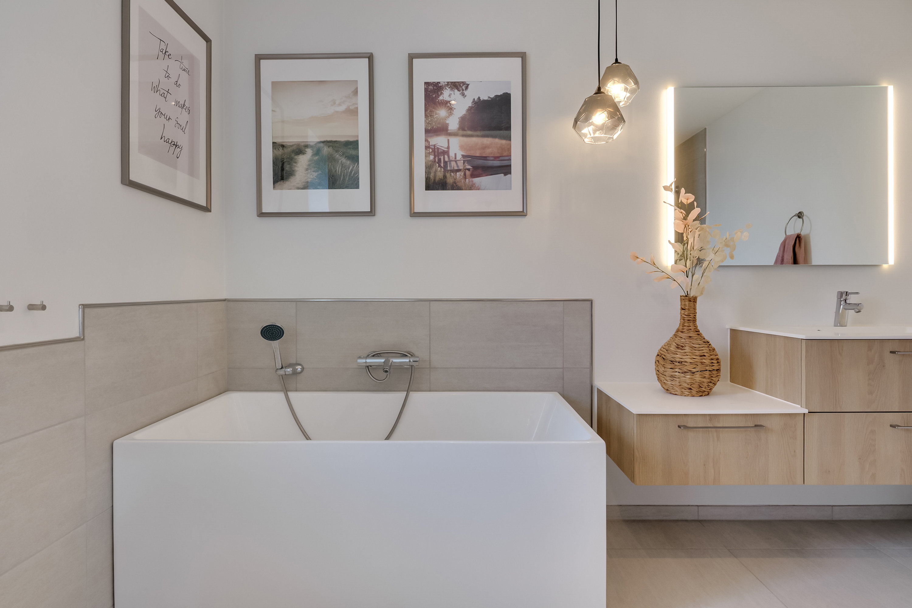 Fremhævet badeværelse billede i fuldskærmstilstand. Billede af Hustomten 21, 5800 Nyborg