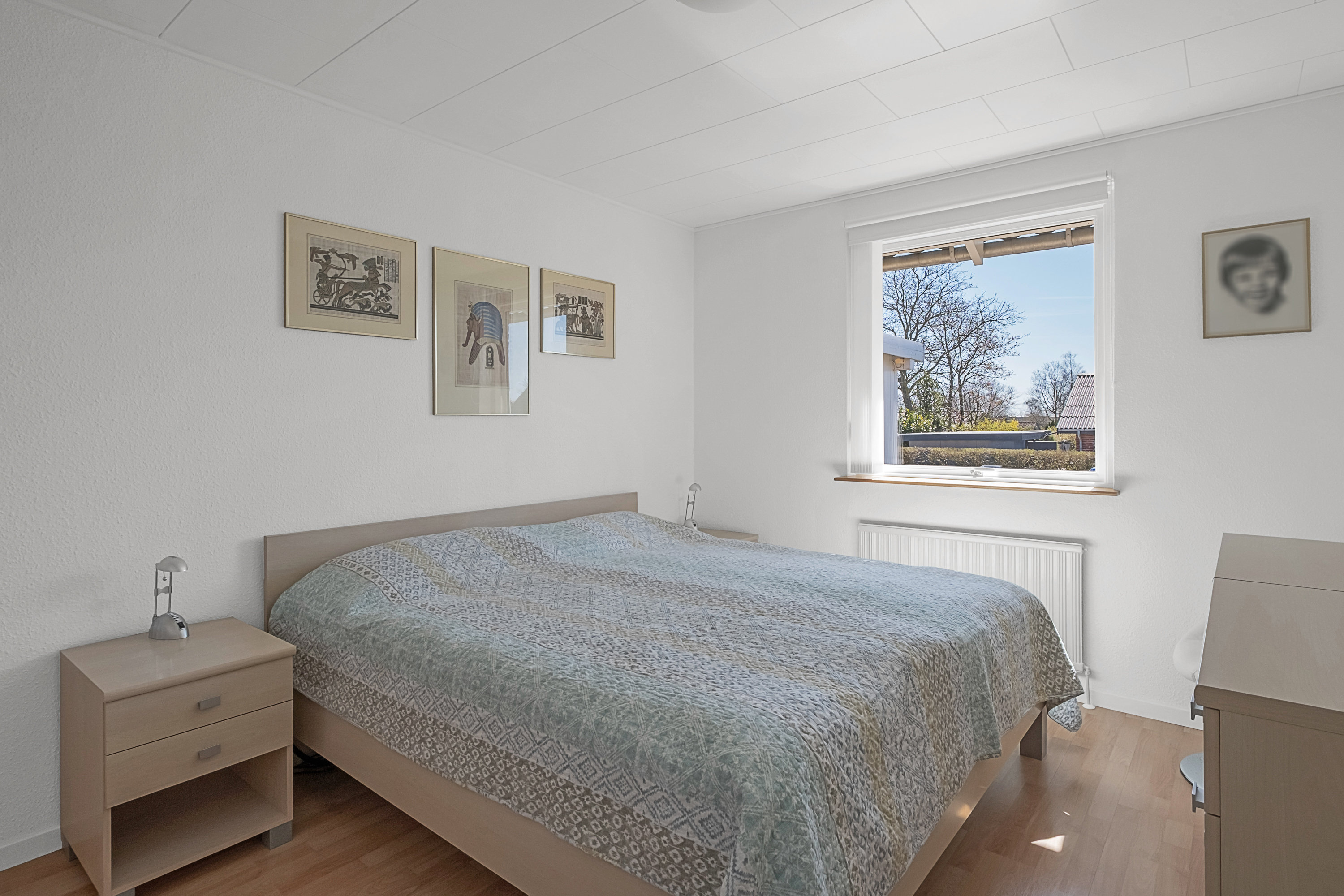 Fremhævet soveværelse billede i fuldskærmstilstand. Billede af Rugmarken 66, 8520 Lystrup