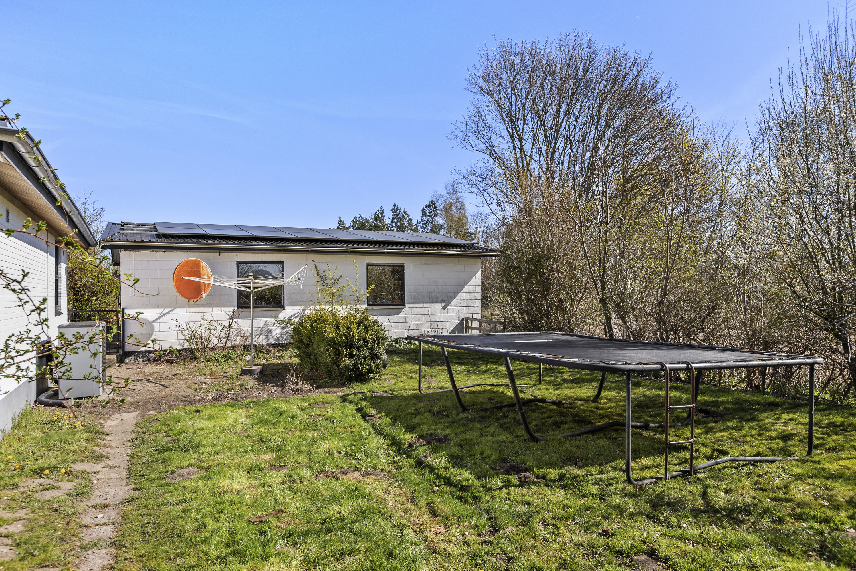 Fremhævet have billede i fuldskærmstilstand. Billede af Viskingevejen 1, 4470 Svebølle