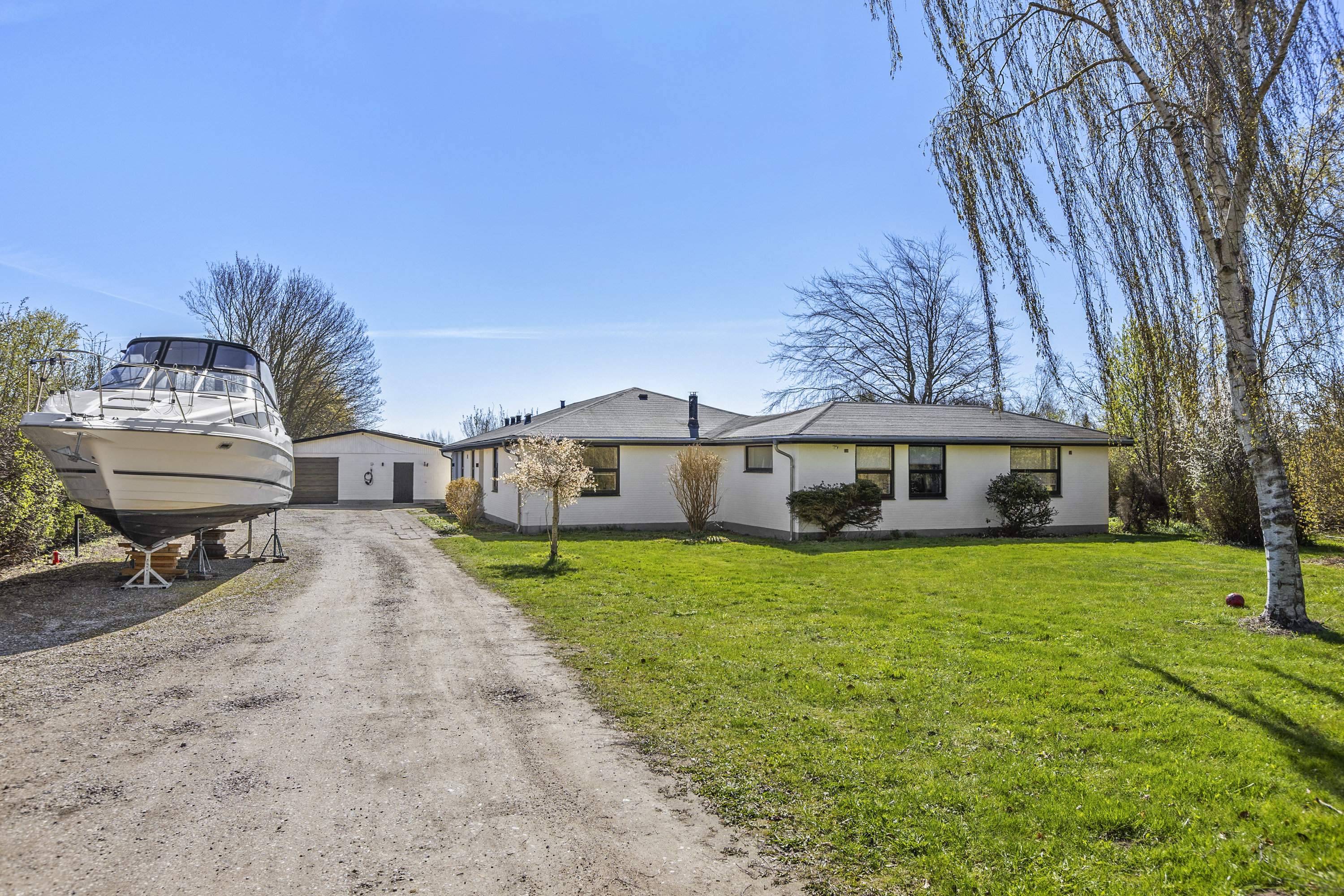 Fremhævet ejendommen billede i fuldskærmstilstand. Billede af Viskingevejen 1, 4470 Svebølle