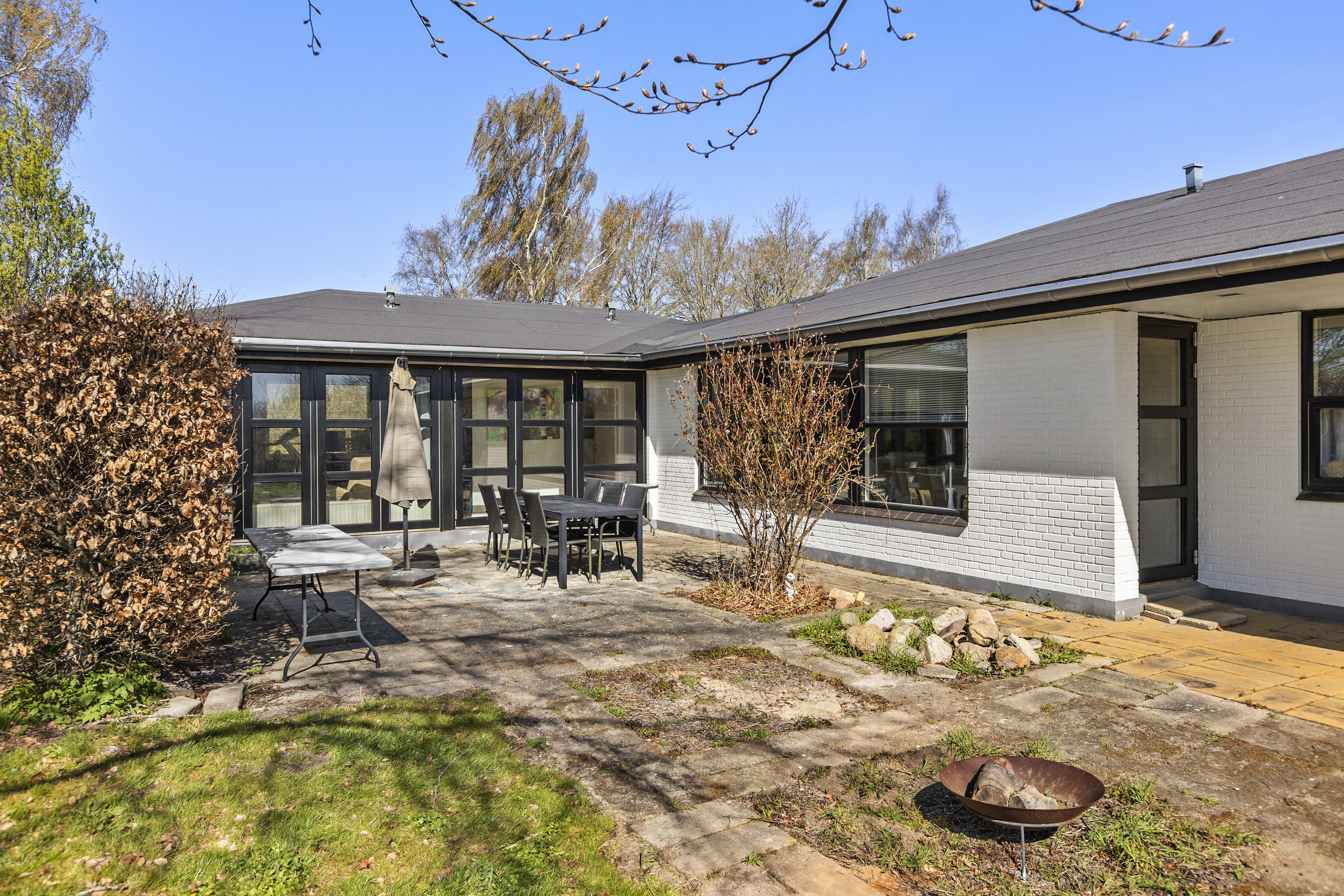 Fremhævet have billede i fuldskærmstilstand. Billede af Viskingevejen 1, 4470 Svebølle