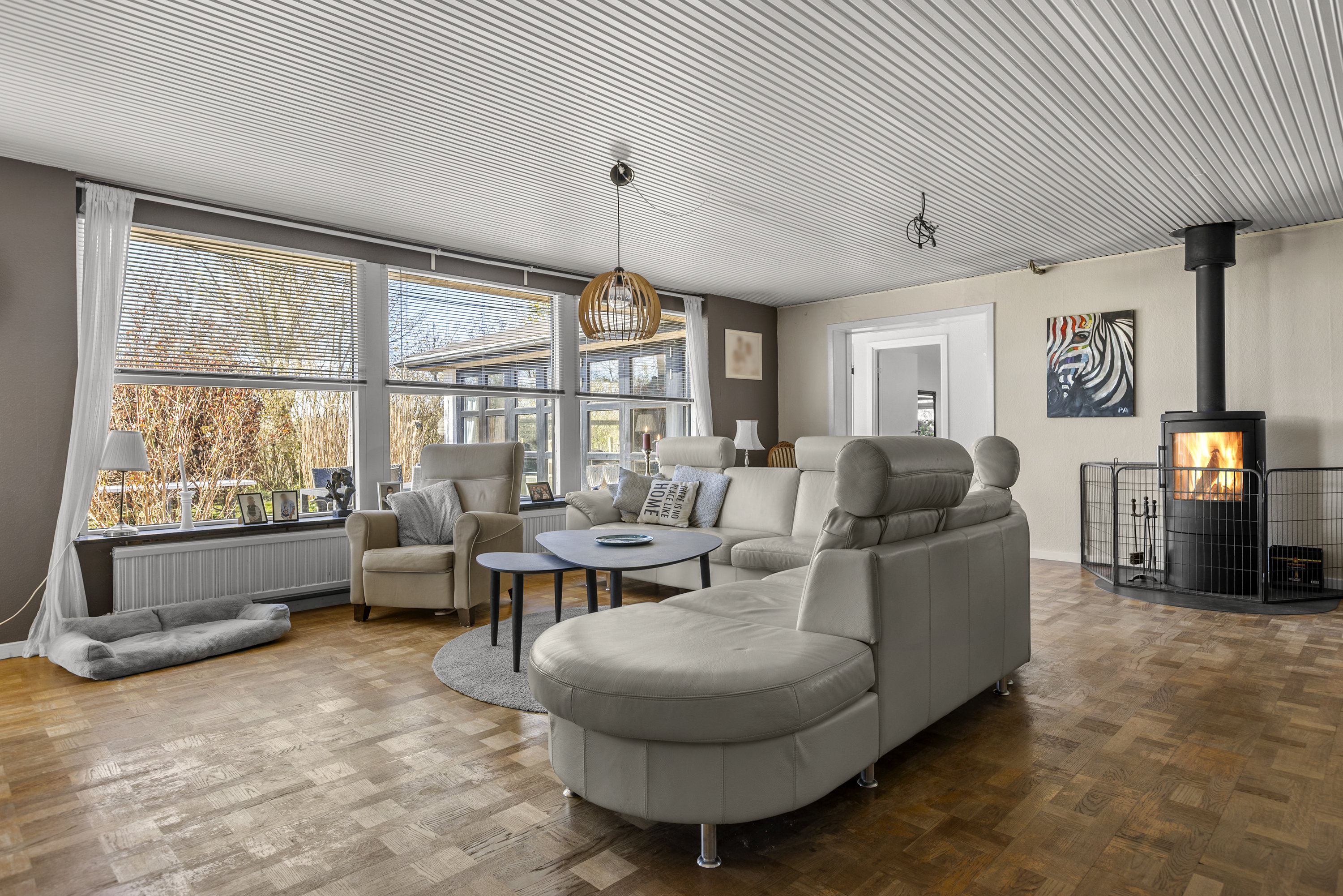 Miniaturebillede 1: stue. Billede af Viskingevejen 1, 4470 Svebølle