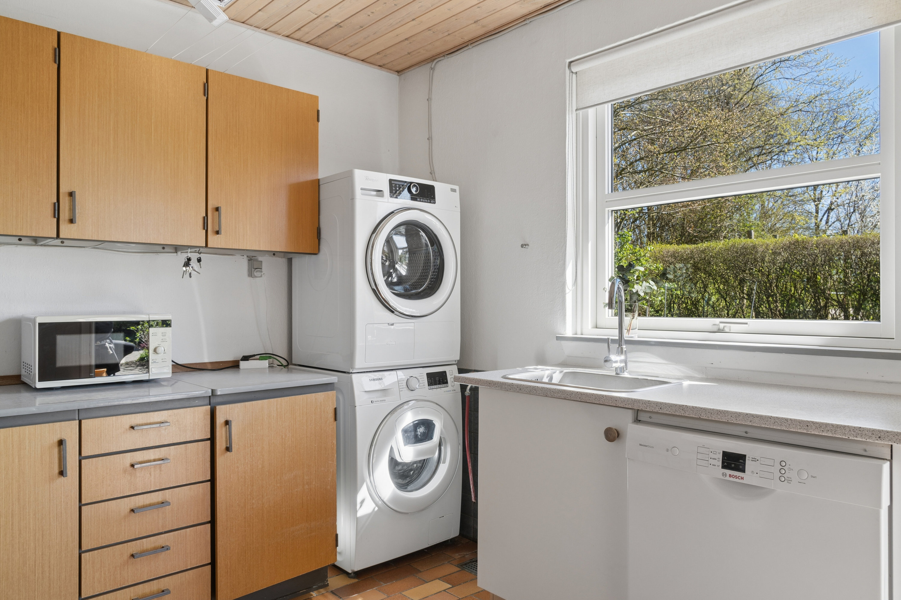 Fremhævet køkken billede i fuldskærmstilstand. Billede af Baldersvej 19, 6040 Egtved