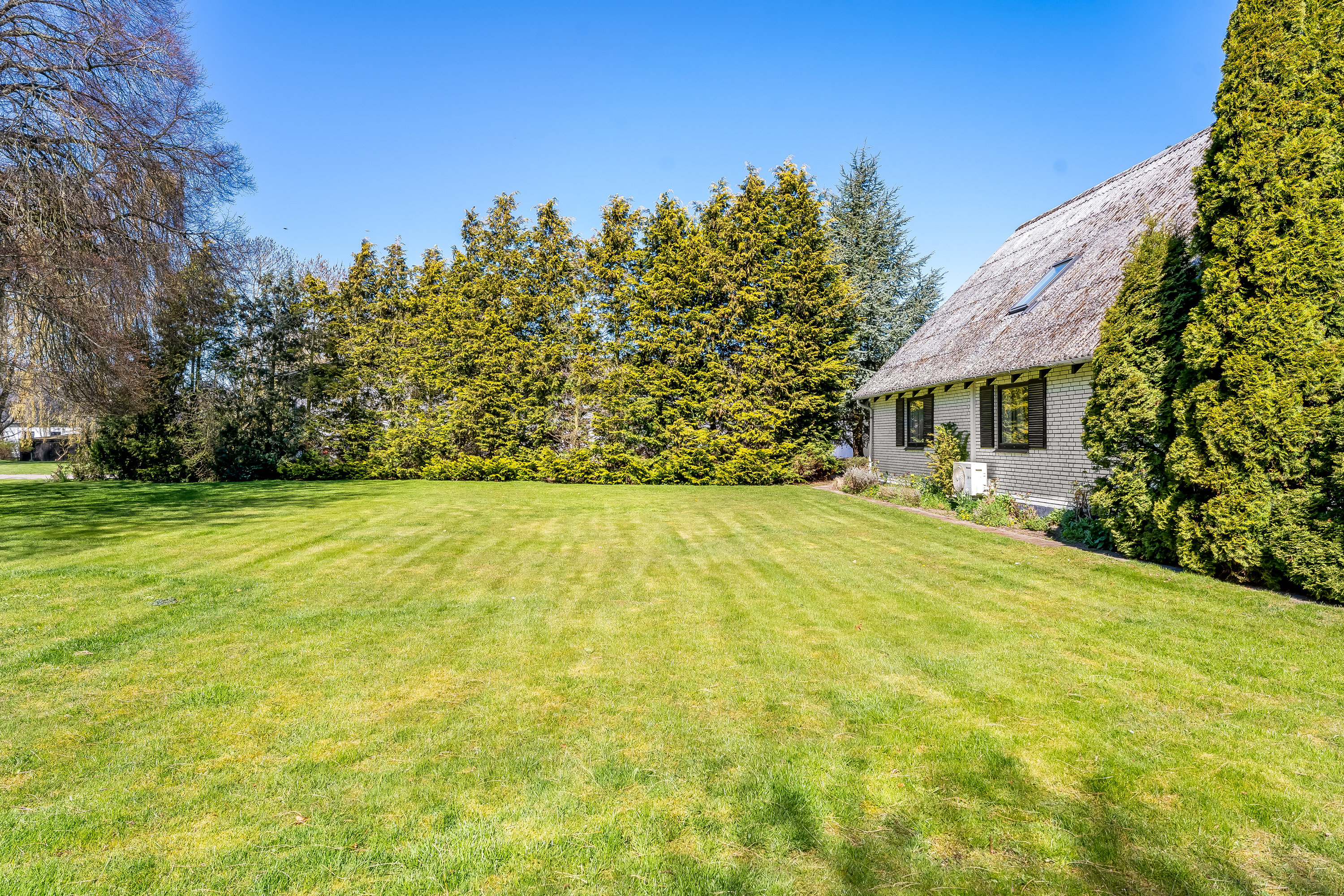 Fremhævet have billede i fuldskærmstilstand. Billede af Nøbbøllevej 14, 4920 Søllested