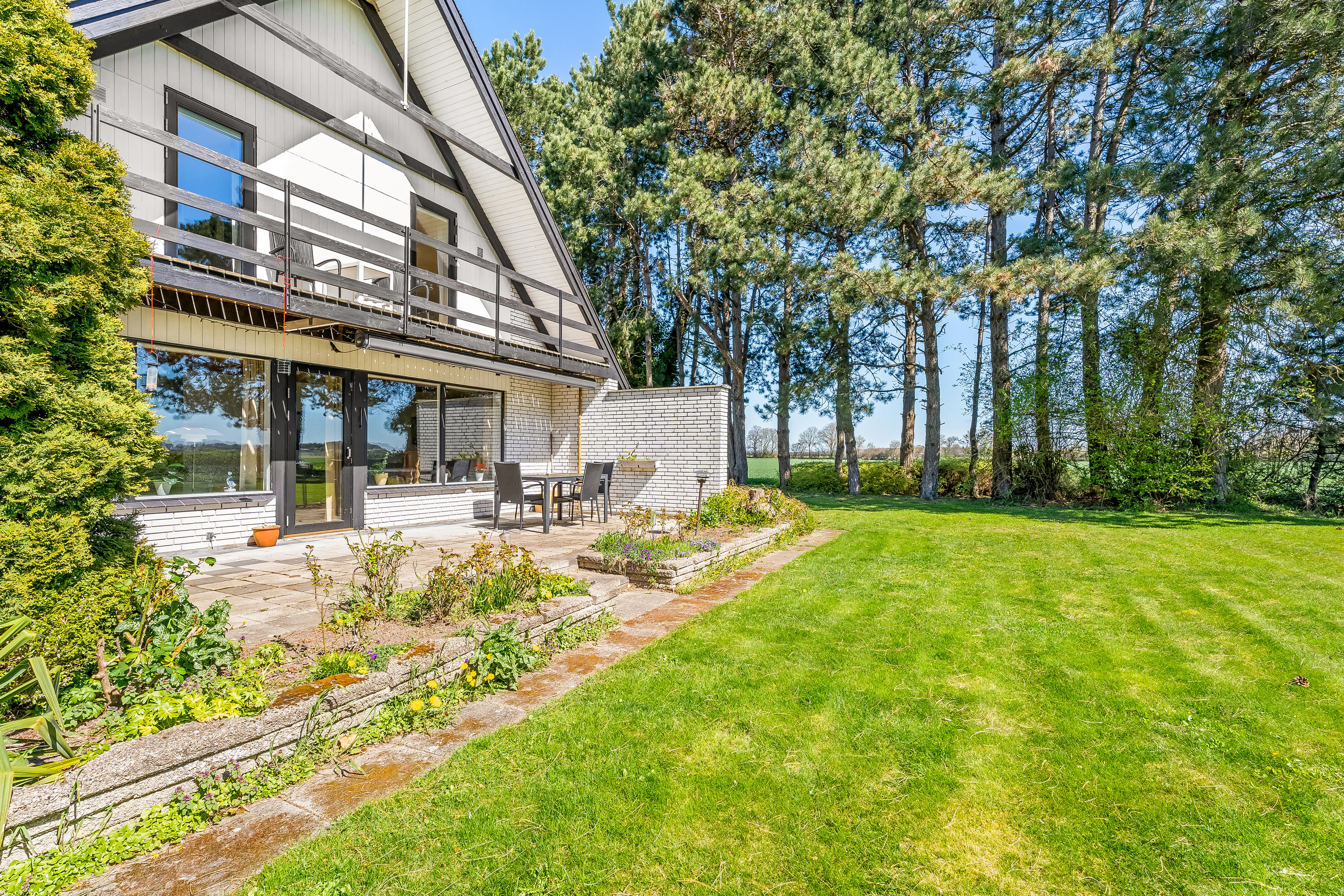 Fremhævet have billede i fuldskærmstilstand. Billede af Nøbbøllevej 14, 4920 Søllested