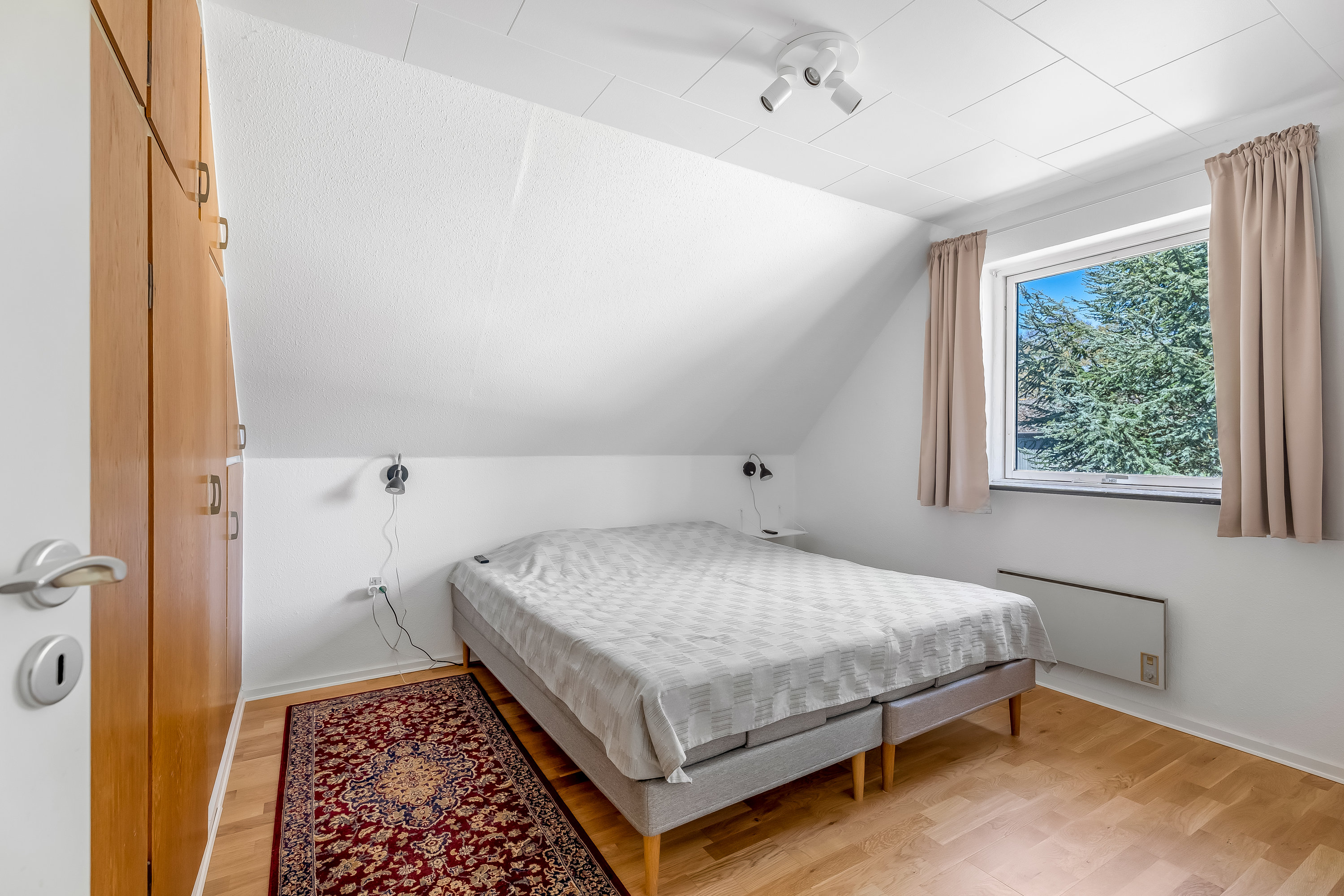 Fremhævet soveværelse billede i fuldskærmstilstand. Billede af Nøbbøllevej 14, 4920 Søllested