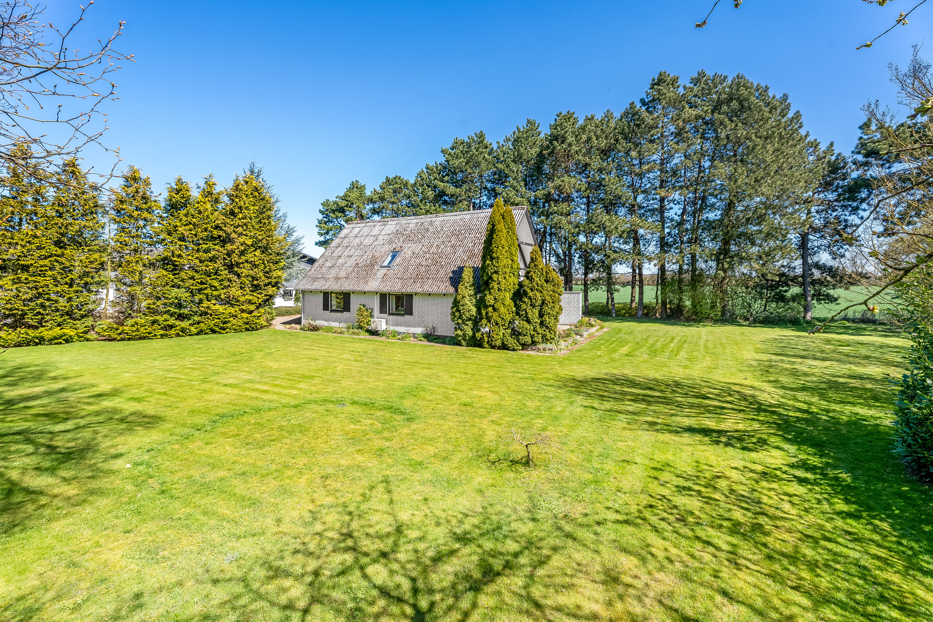 Villa: Mastefoto på Nøbbøllevej 14, 4920 Søllested