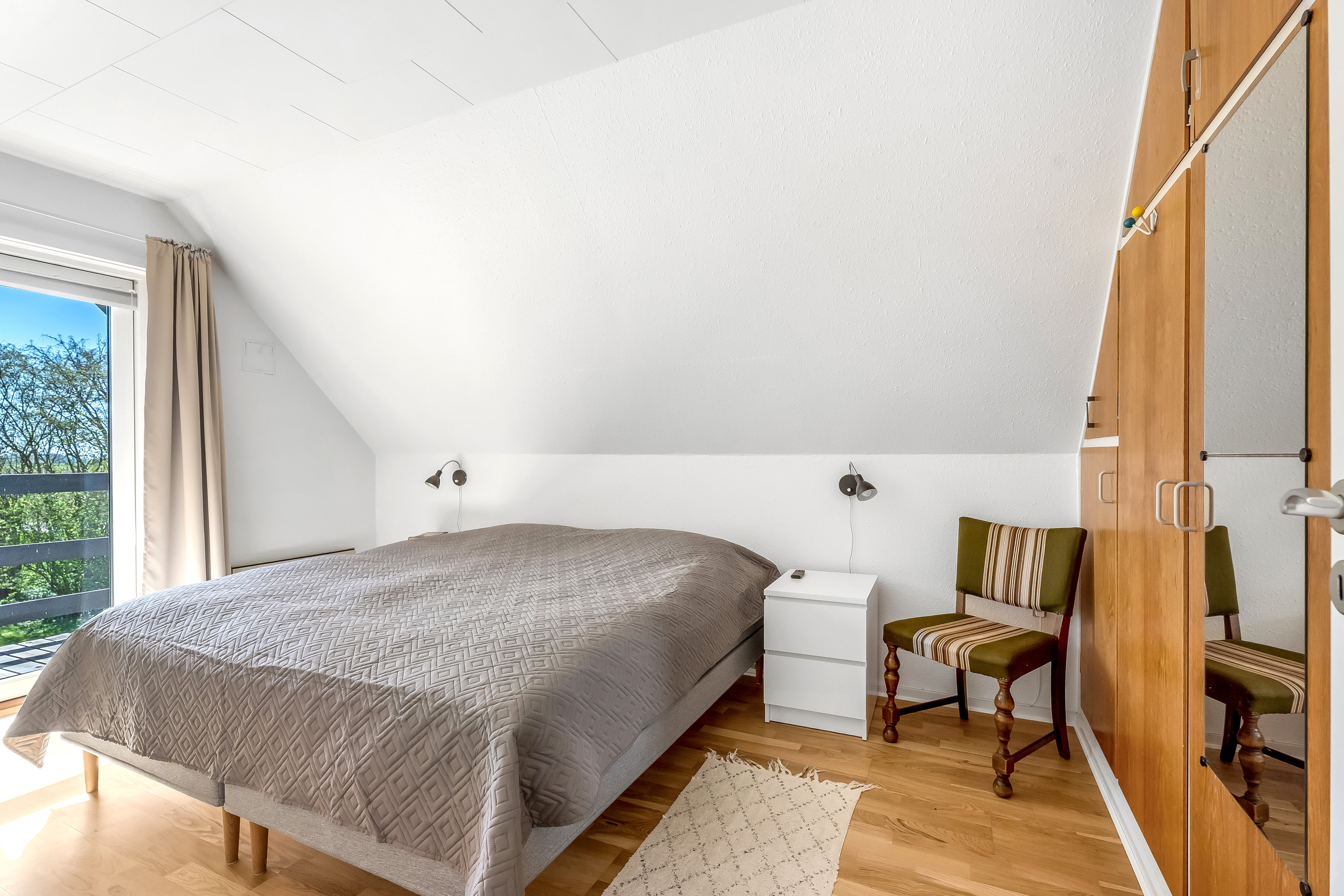 Fremhævet soveværelse billede i fuldskærmstilstand. Billede af Nøbbøllevej 14, 4920 Søllested