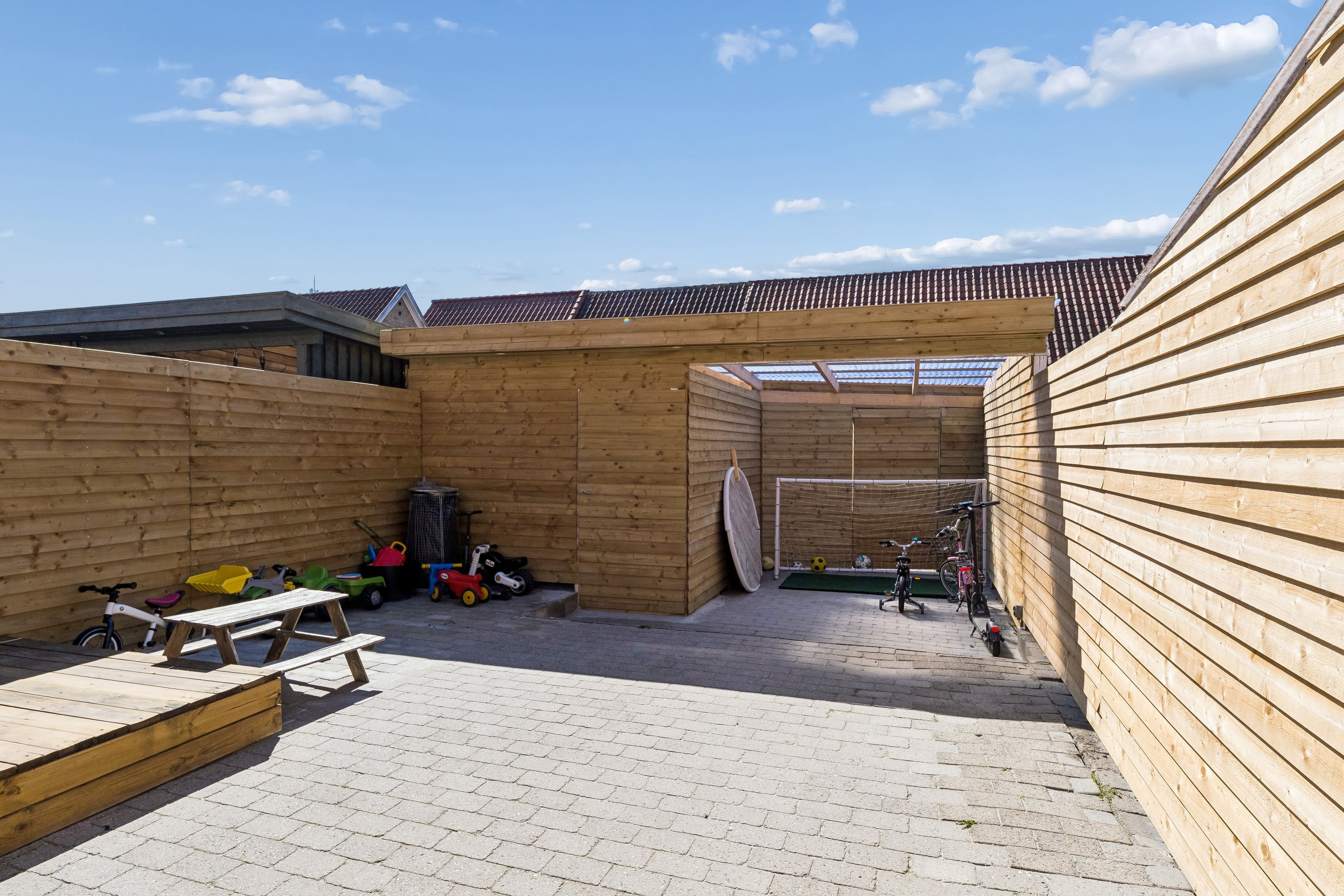 Fremhævet andet billede i fuldskærmstilstand. Billede af Njalsvej 139, Højstrup, 5210 Odense NV