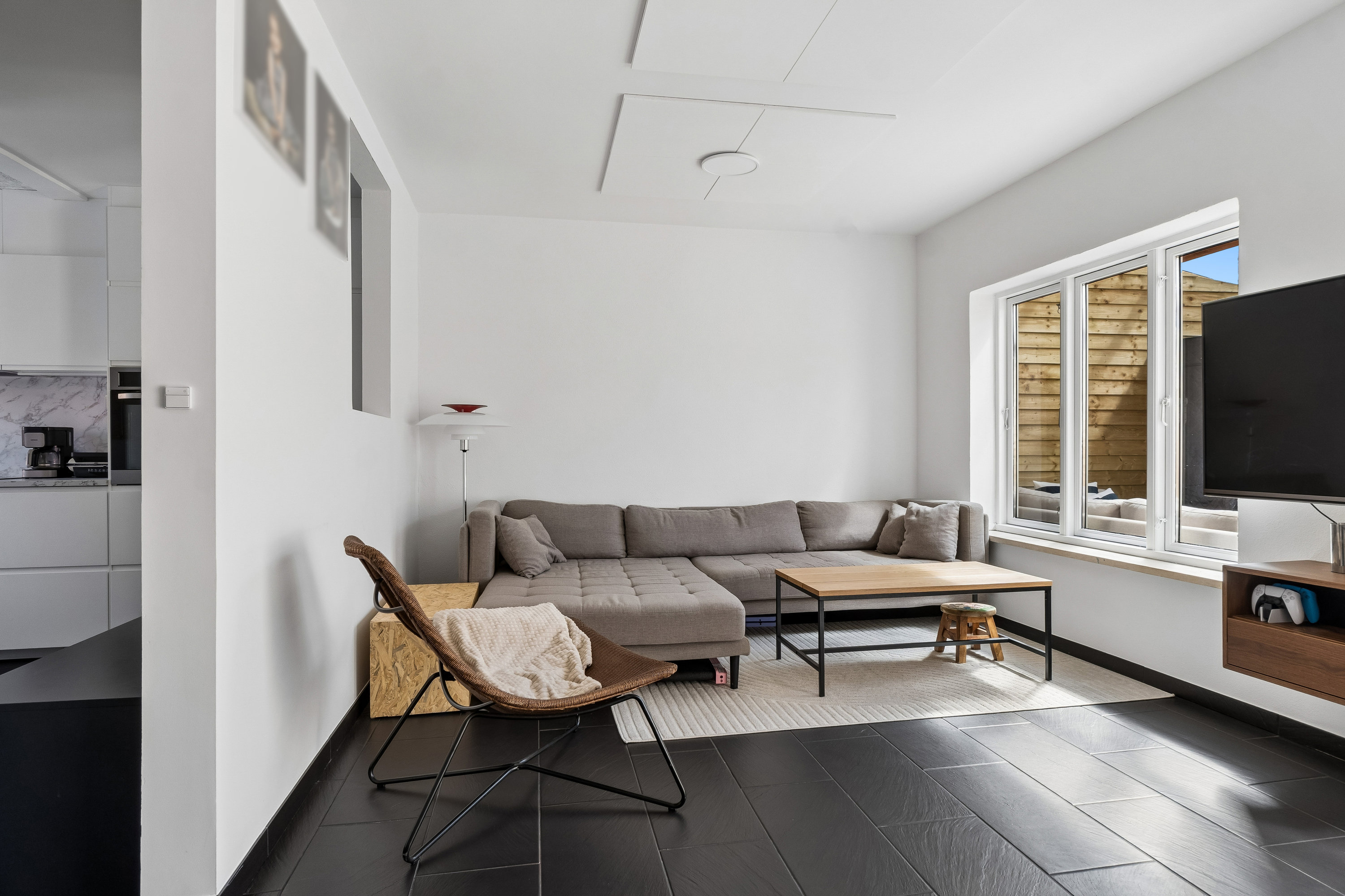 Fremhævet stue billede i fuldskærmstilstand. Billede af Njalsvej 139, Højstrup, 5210 Odense NV