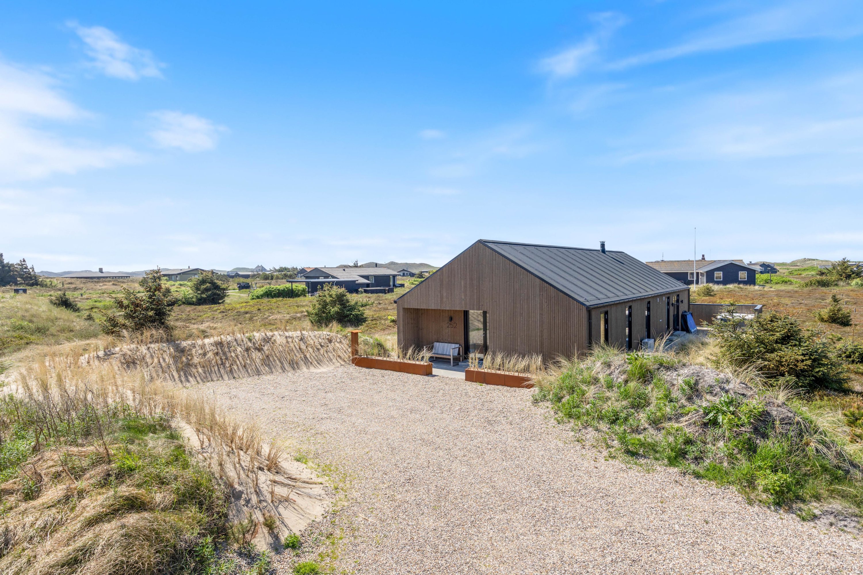 Fremhævet  billede i fuldskærmstilstand. Billede af Fladsbjergvej 252, Klegod, 6950 Ringkøbing