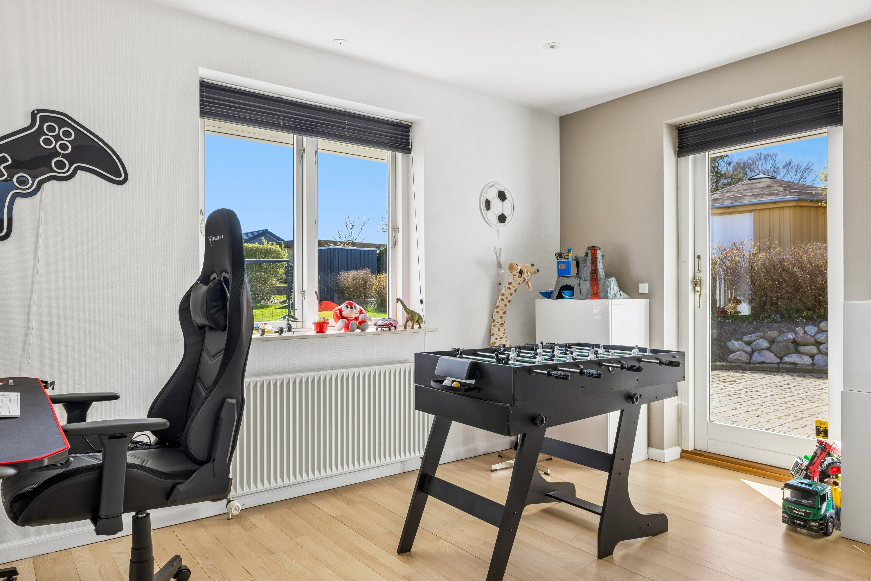 Fremhævet stue billede i fuldskærmstilstand. Billede af Rypebakken 35, Snestrup, 5210 Odense NV