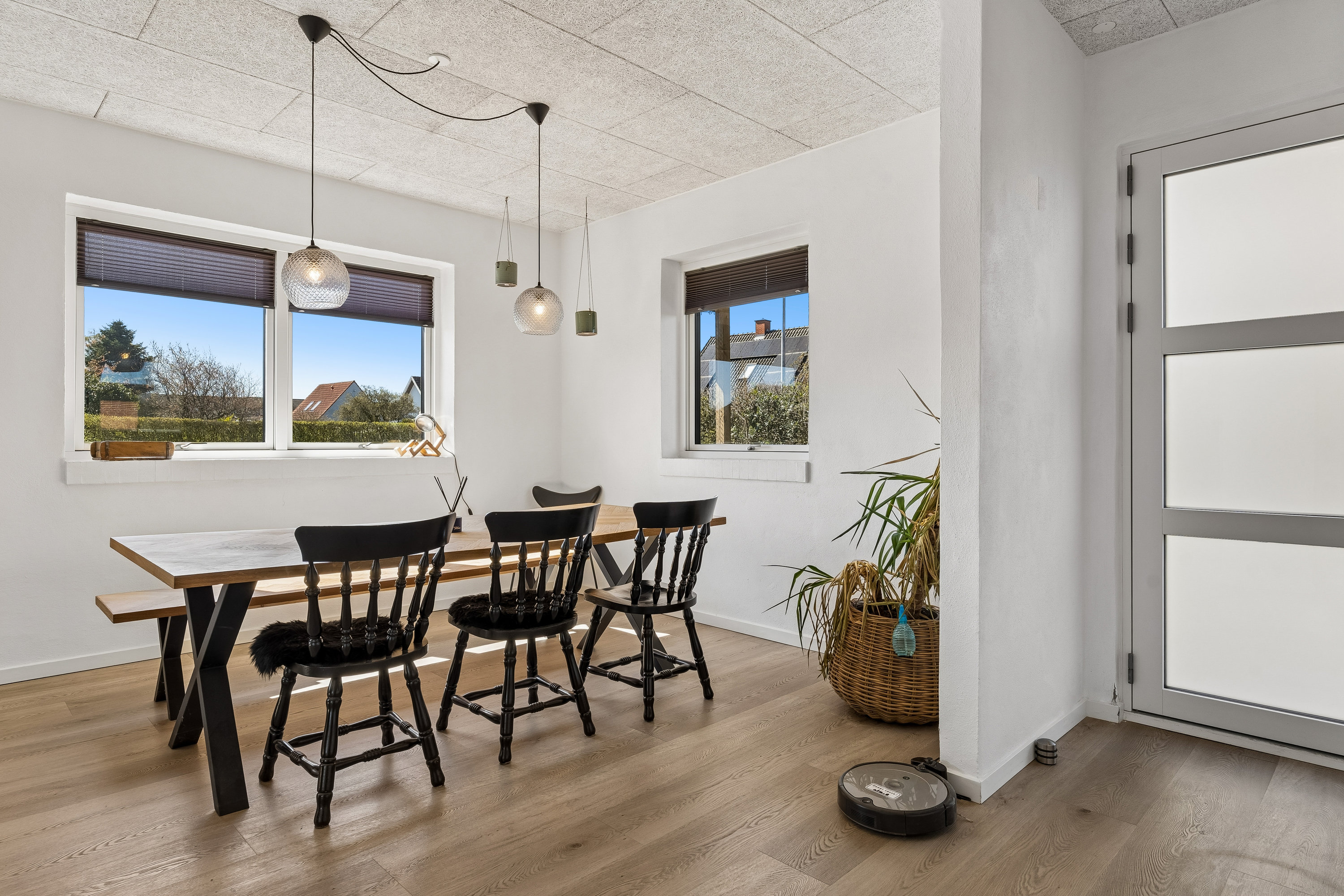 Fremhævet spisestue billede i fuldskærmstilstand. Billede af Juelsbovej 18, 8723 Løsning