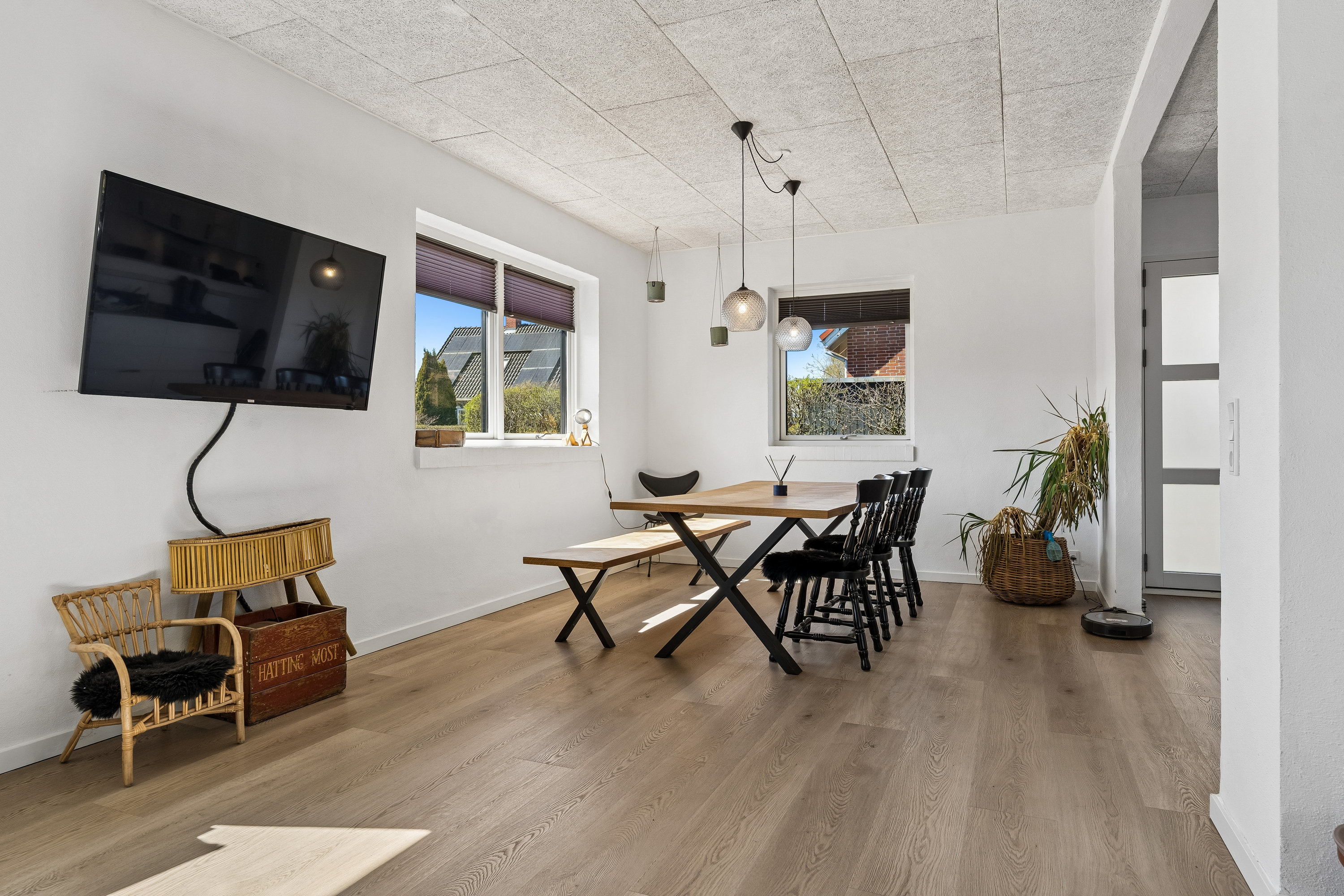 Fremhævet spisestue billede i fuldskærmstilstand. Billede af Juelsbovej 18, 8723 Løsning