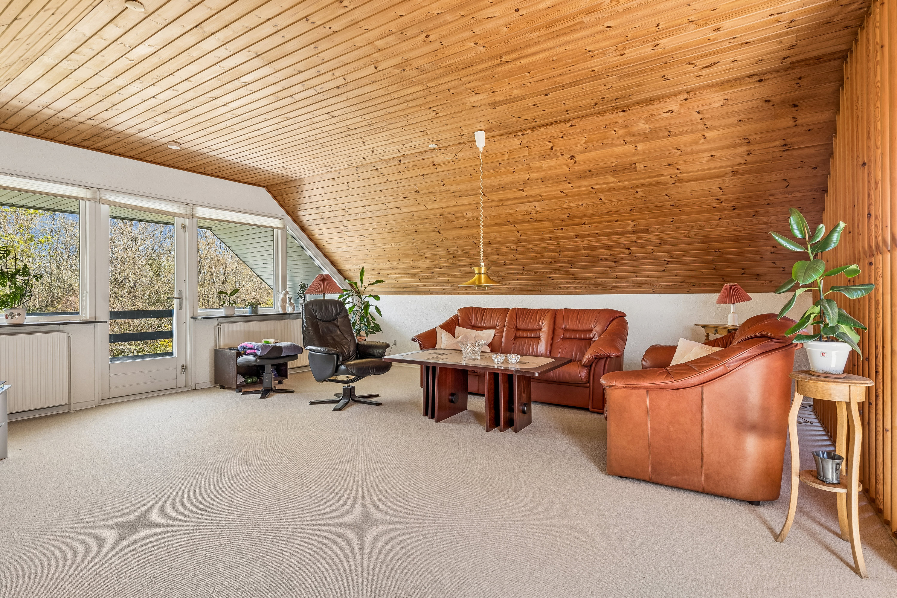 Fremhævet stue billede i fuldskærmstilstand. Billede af Nymarksvej 28, 8722 Hedensted