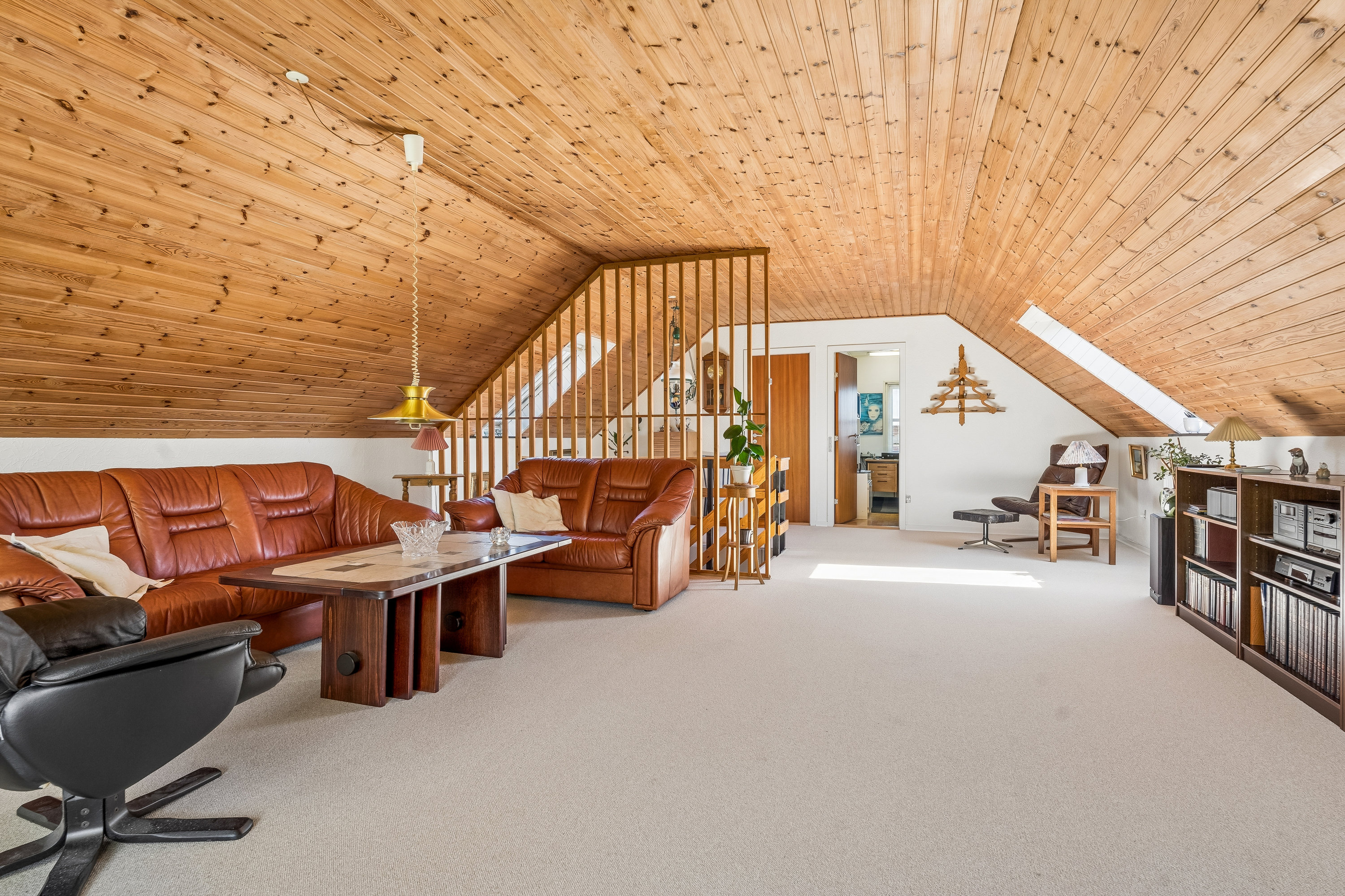 Fremhævet stue billede i fuldskærmstilstand. Billede af Nymarksvej 28, 8722 Hedensted