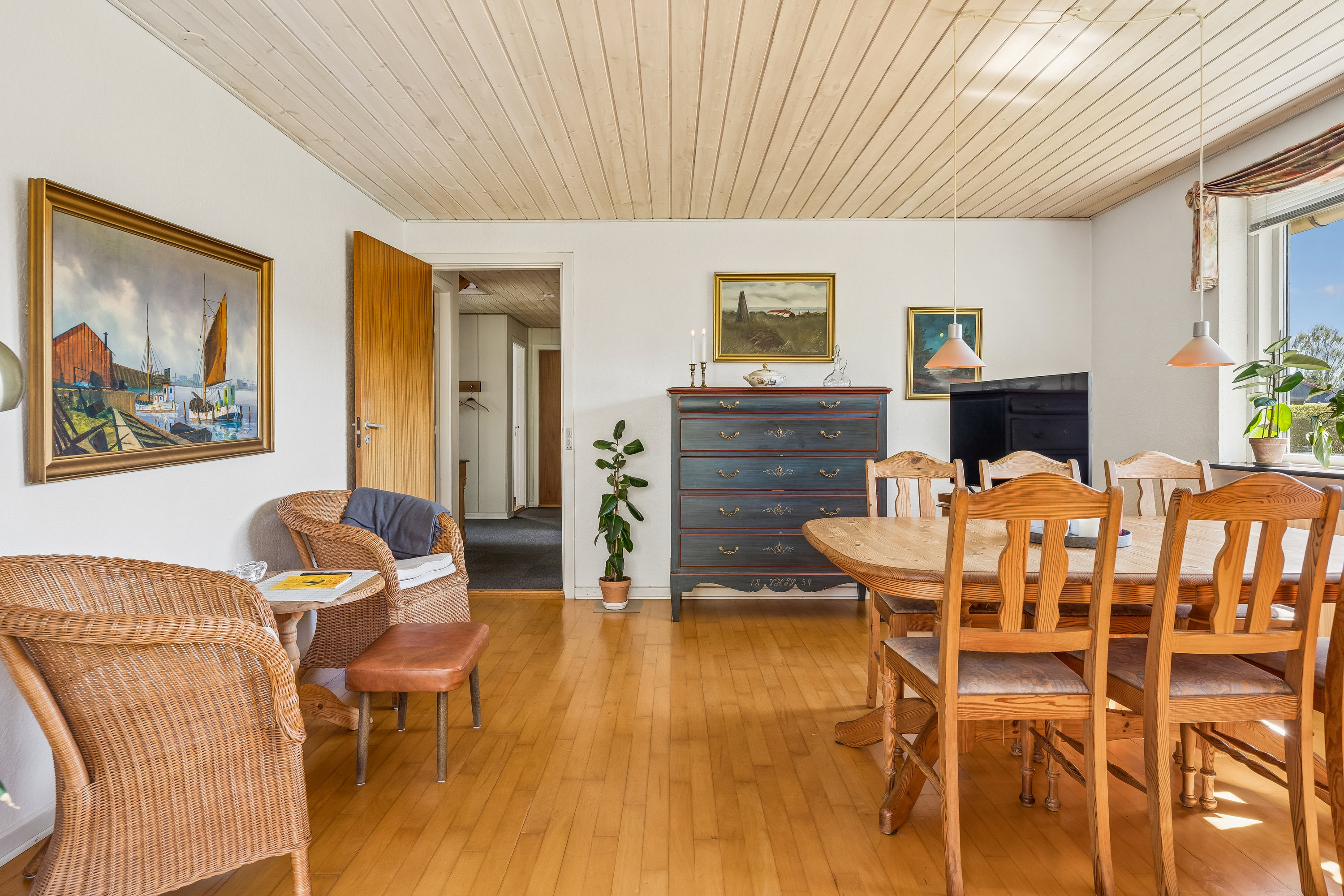 Fremhævet spisestue billede i fuldskærmstilstand. Billede af Nymarksvej 28, 8722 Hedensted