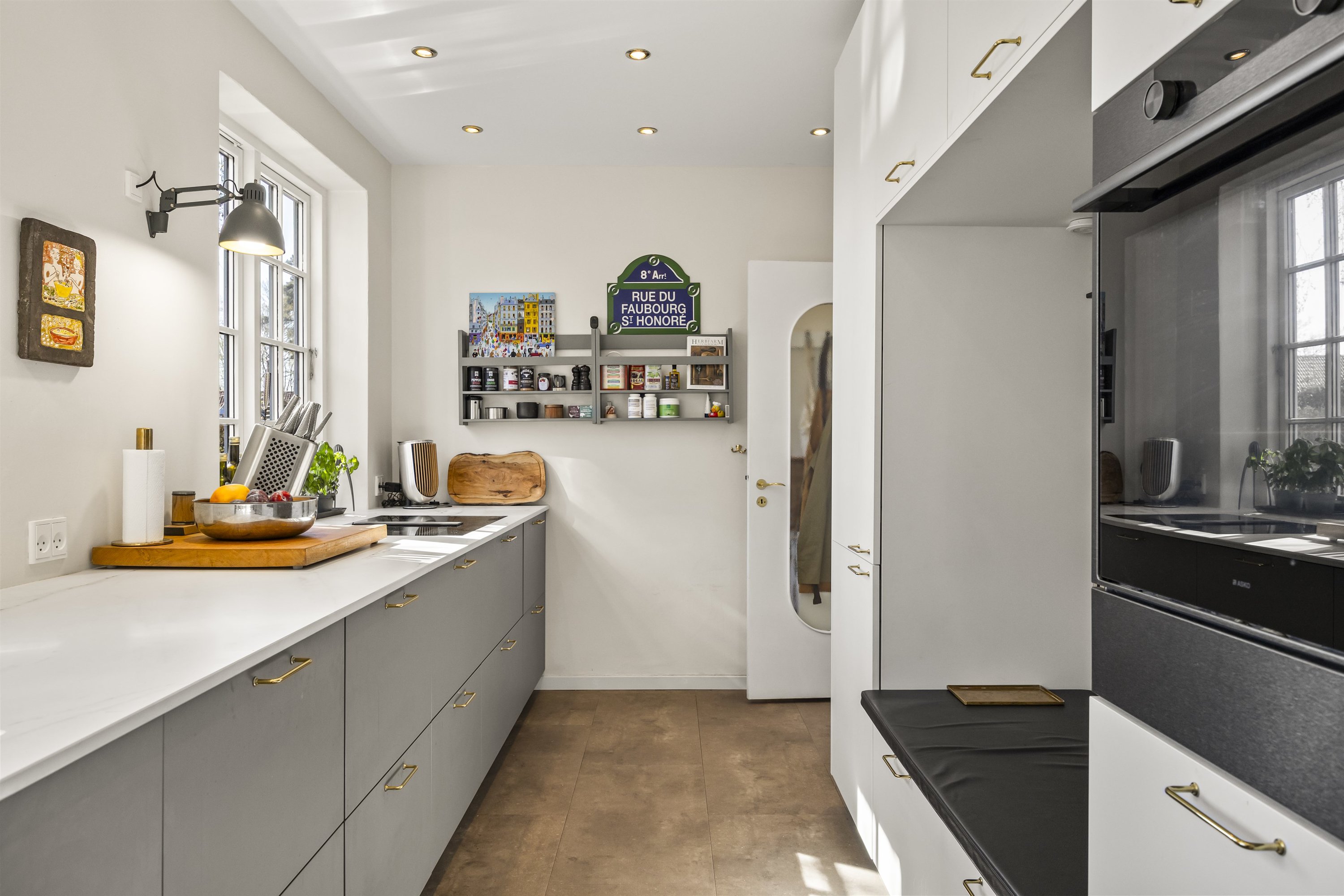 Fremhævet køkken billede i fuldskærmstilstand. Billede af Nordre Strandvej 375, 3100 Hornbæk