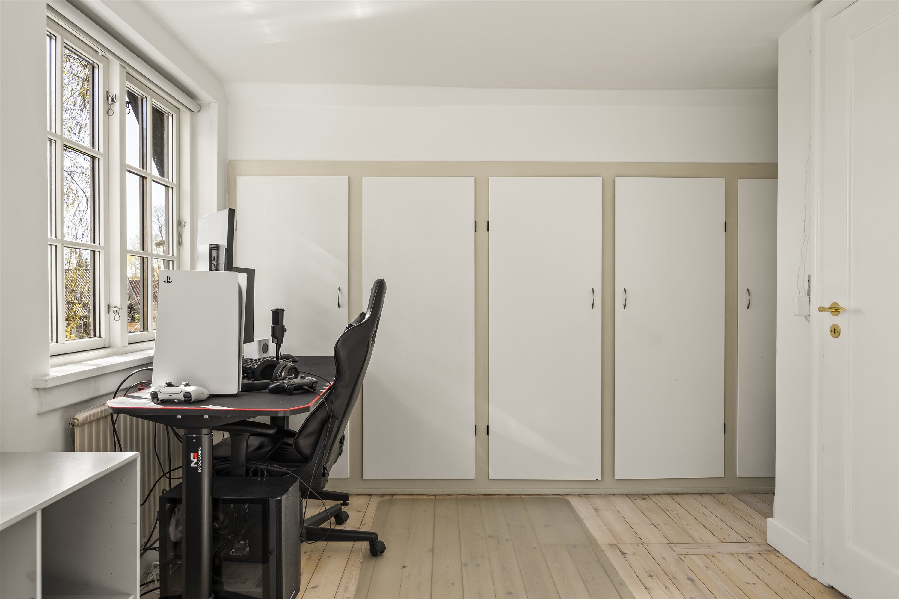 Fremhævet værelse billede i fuldskærmstilstand. Billede af Nordre Strandvej 375, 3100 Hornbæk