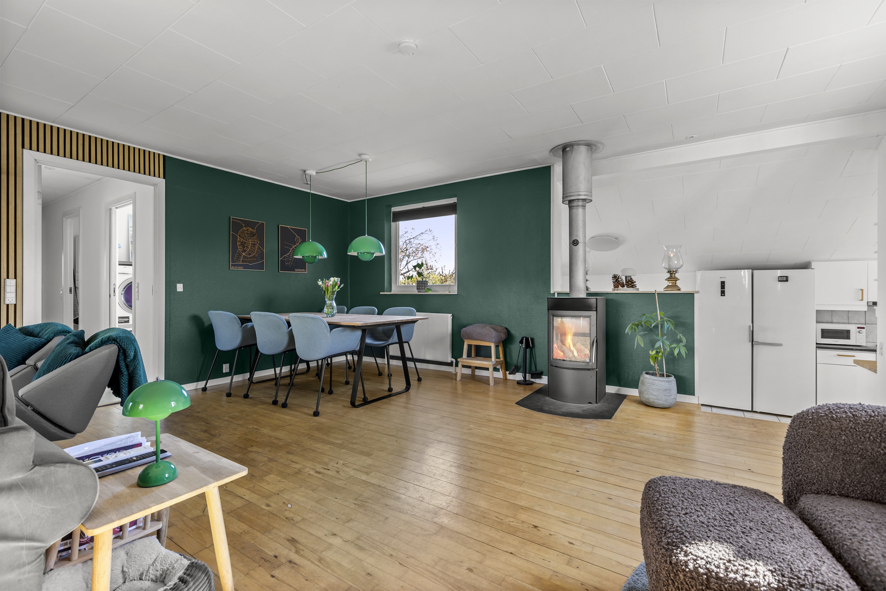 Fremhævet stue billede i fuldskærmstilstand. Billede af Fogedgårdsvej 42, 4050 Skibby